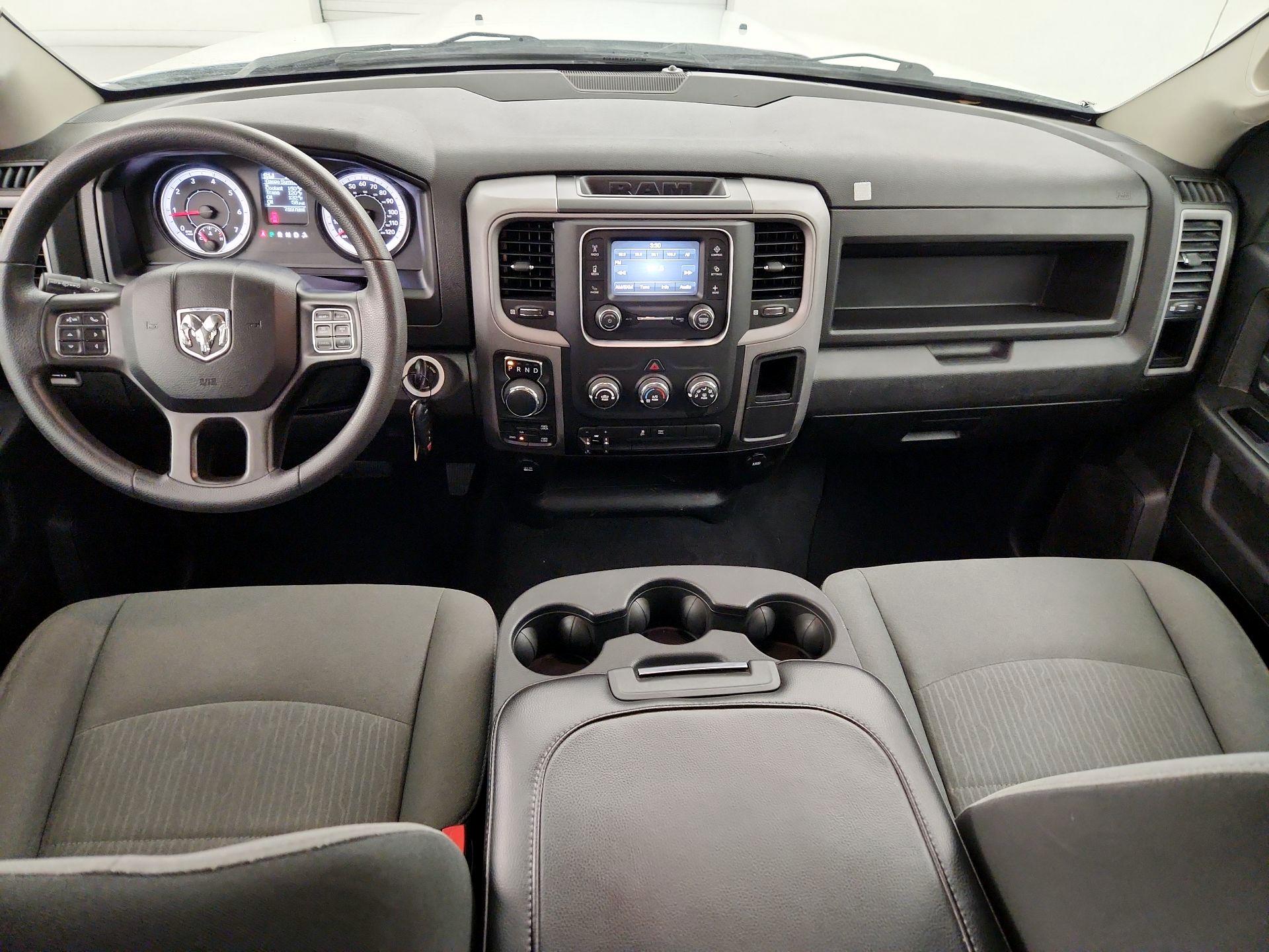 Thumbnail: 2021 RAM 1500 Classic - 9