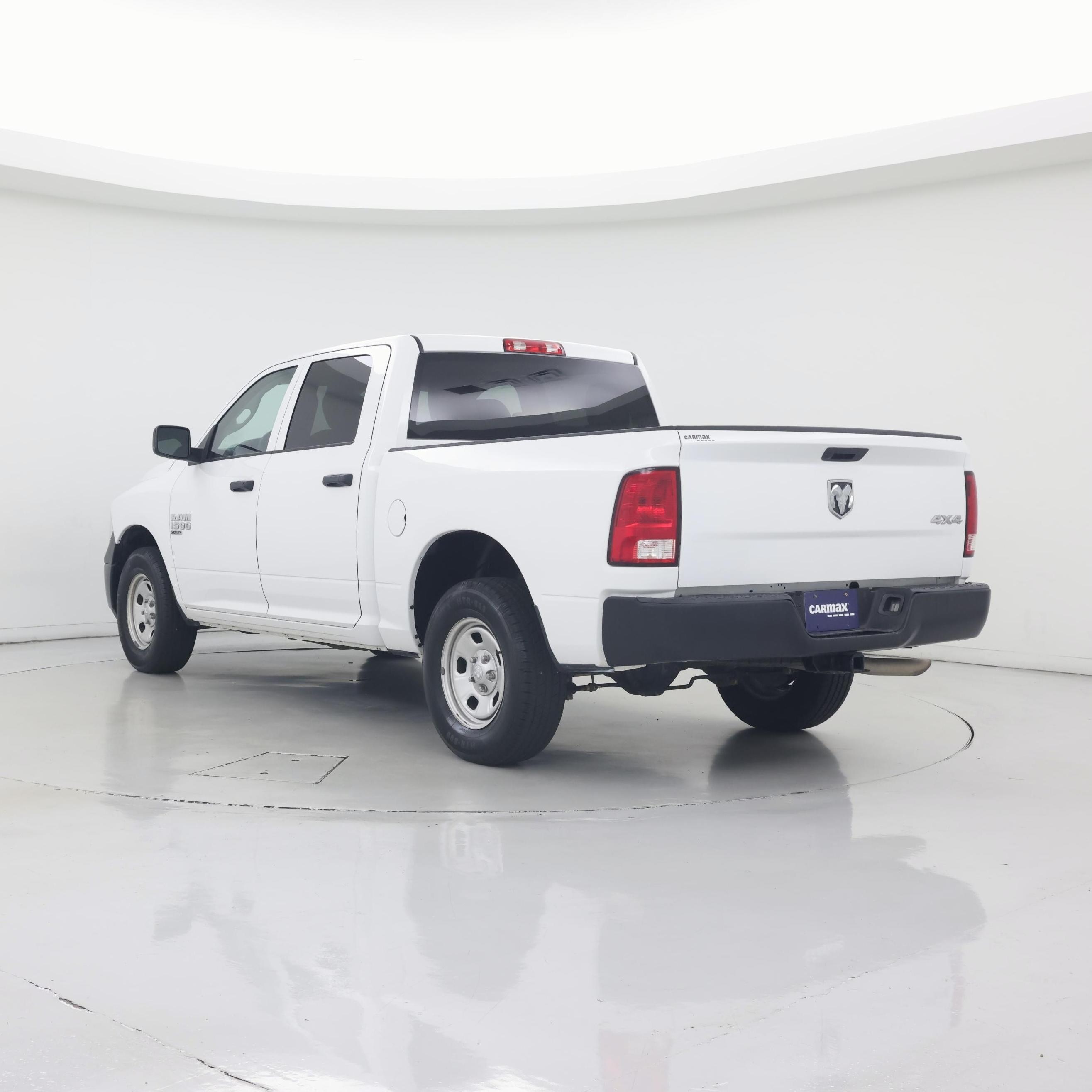 Thumbnail: 2021 RAM 1500 Classic - 2