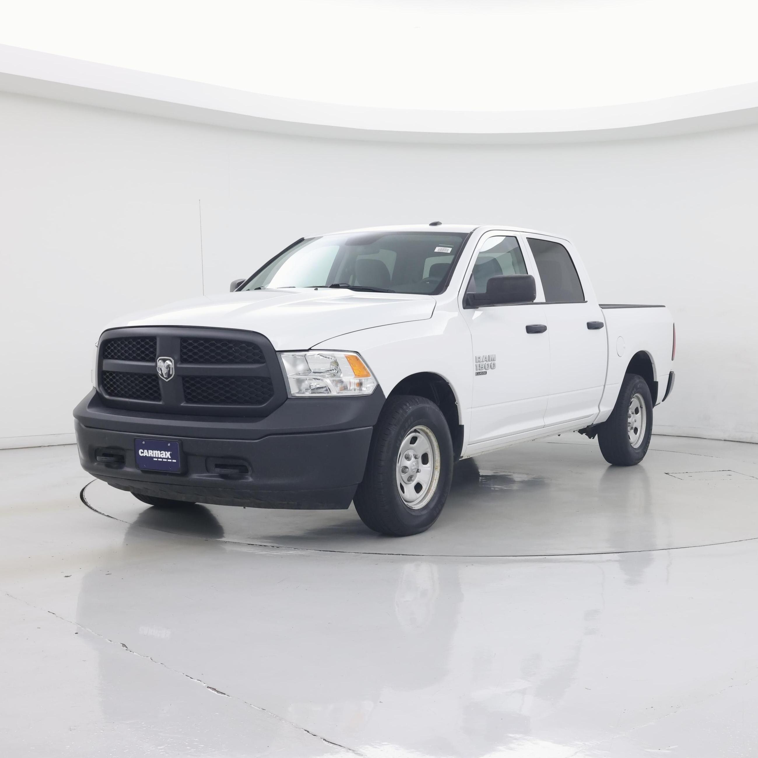 Thumbnail: 2021 RAM 1500 Classic - 4