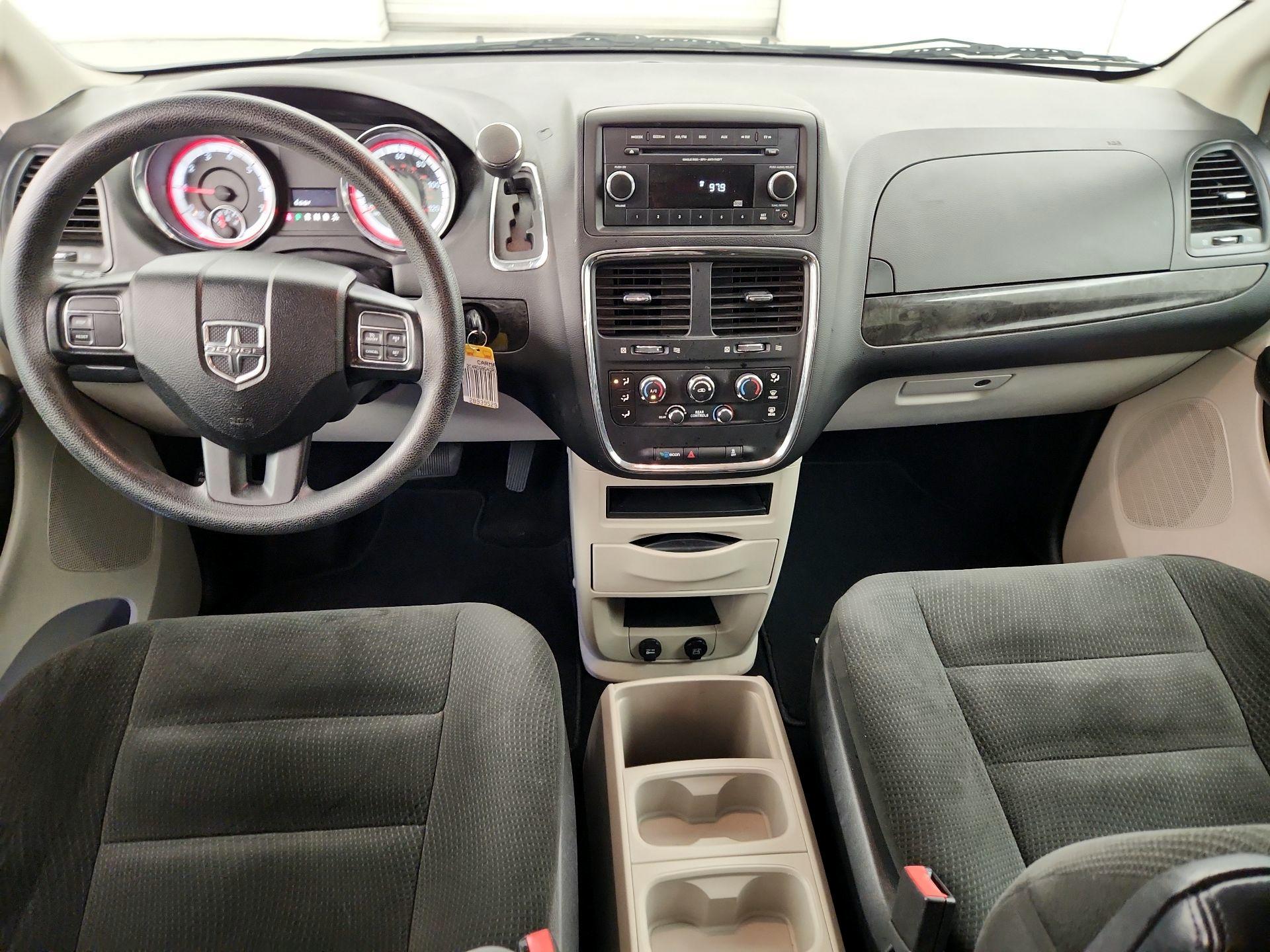 Thumbnail: 2016 Dodge Grand Caravan - 9