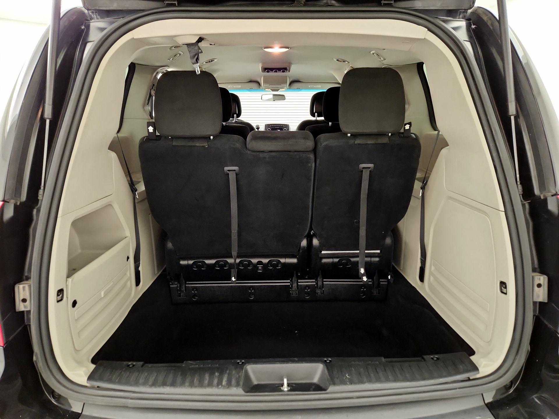 Thumbnail: 2016 Dodge Grand Caravan - 20