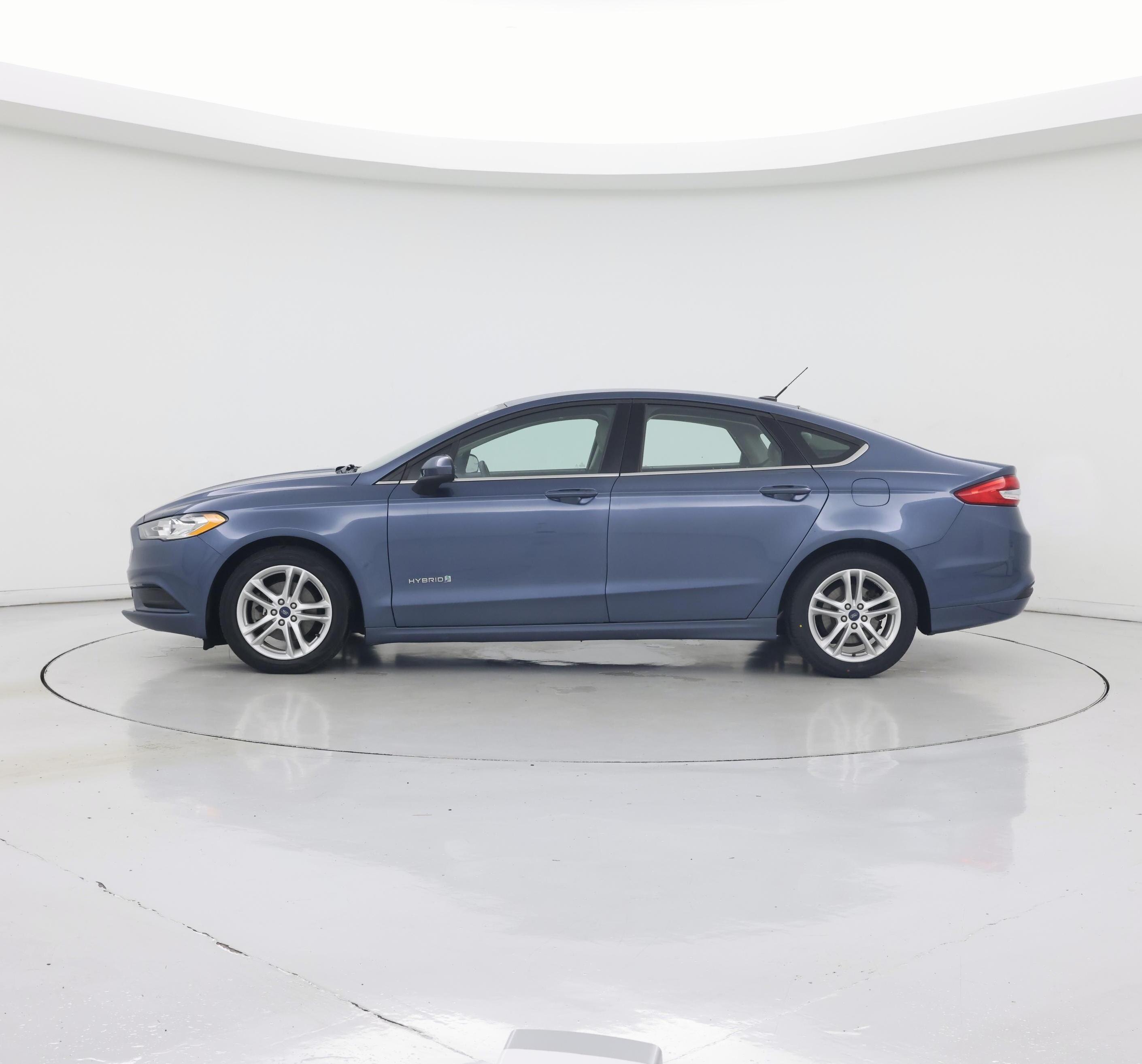 Thumbnail: 2018 Ford Fusion - 3