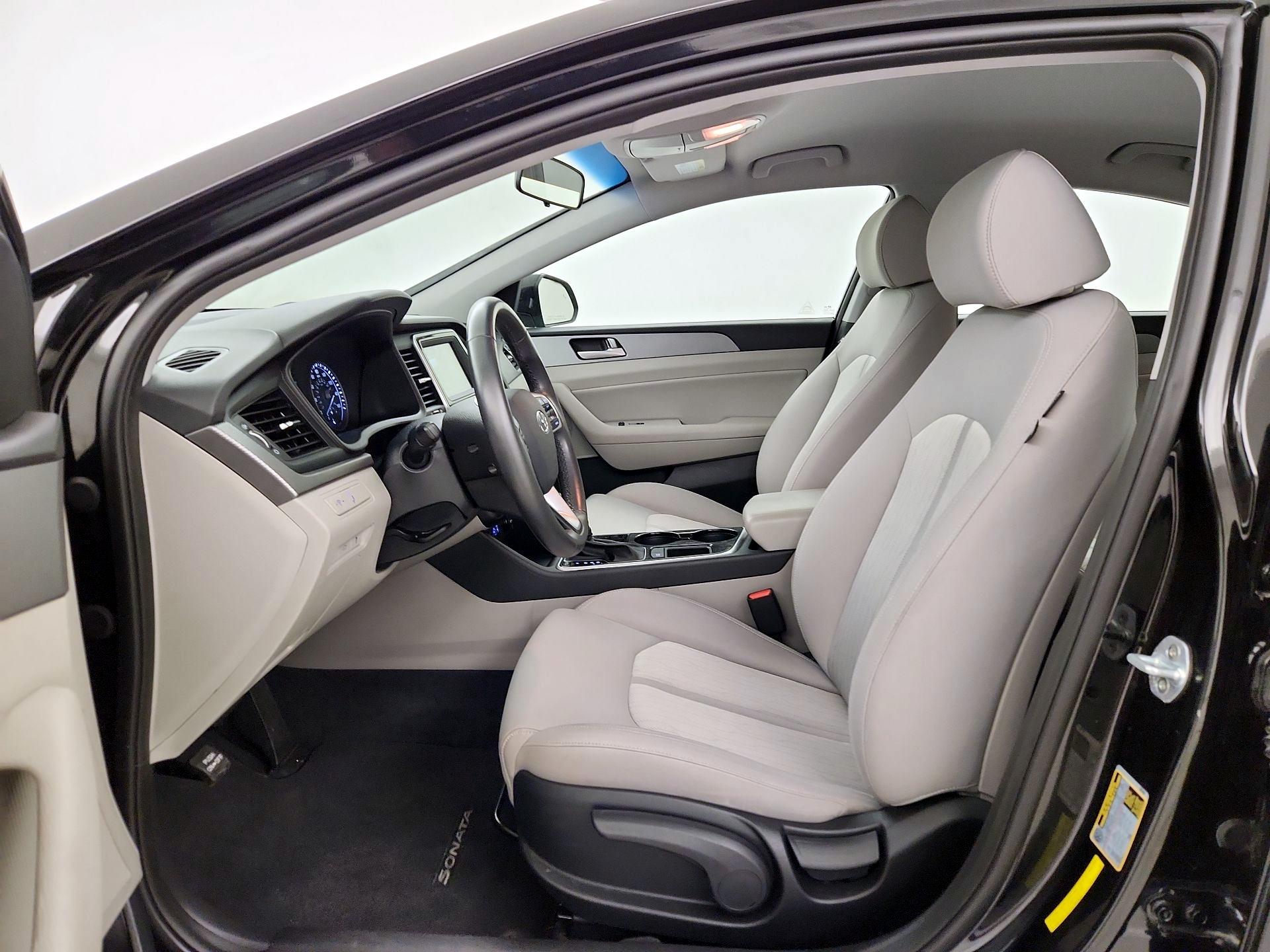Thumbnail: 2018 Hyundai Sonata - 11
