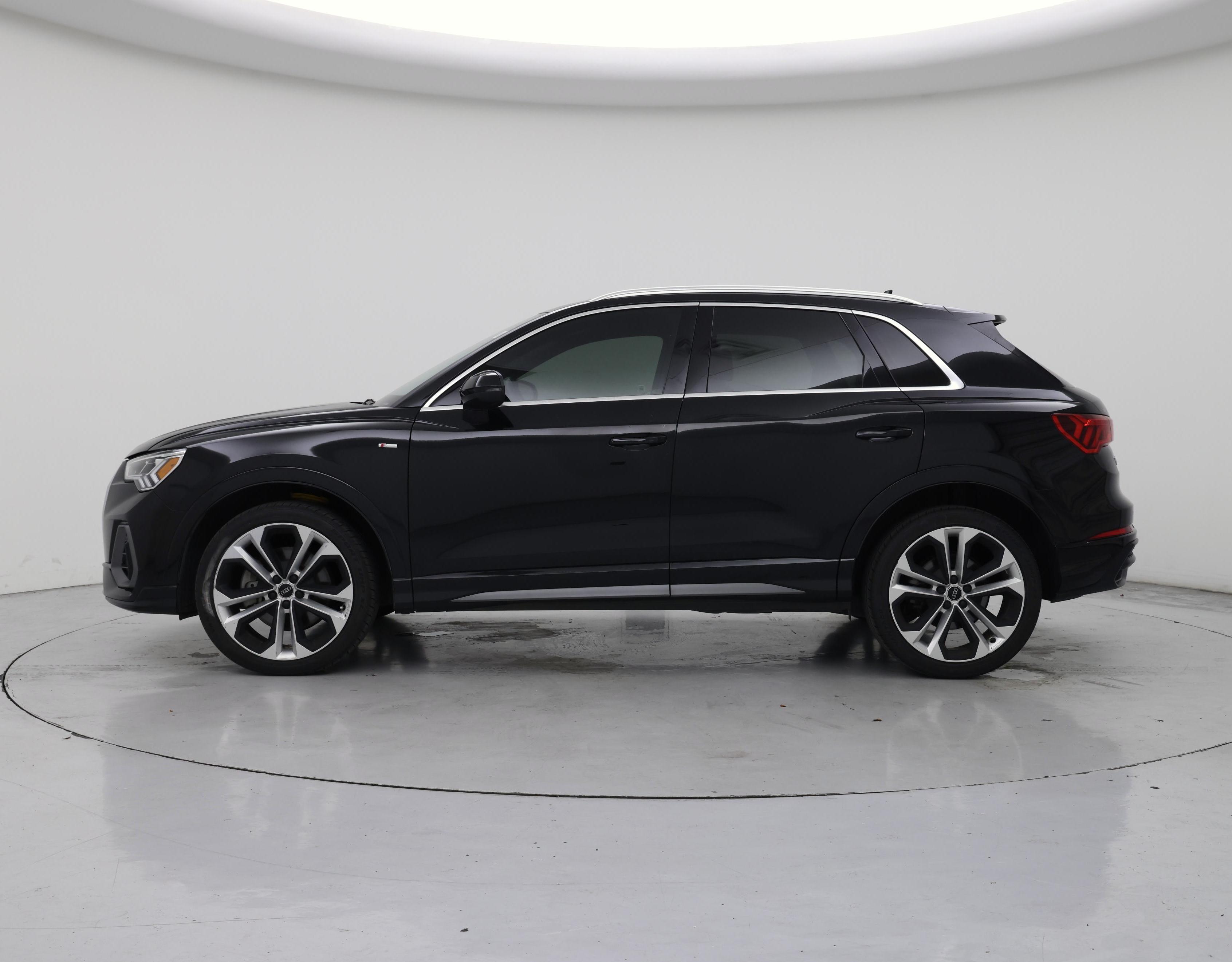 Thumbnail: 2020 Audi Q3 - 3