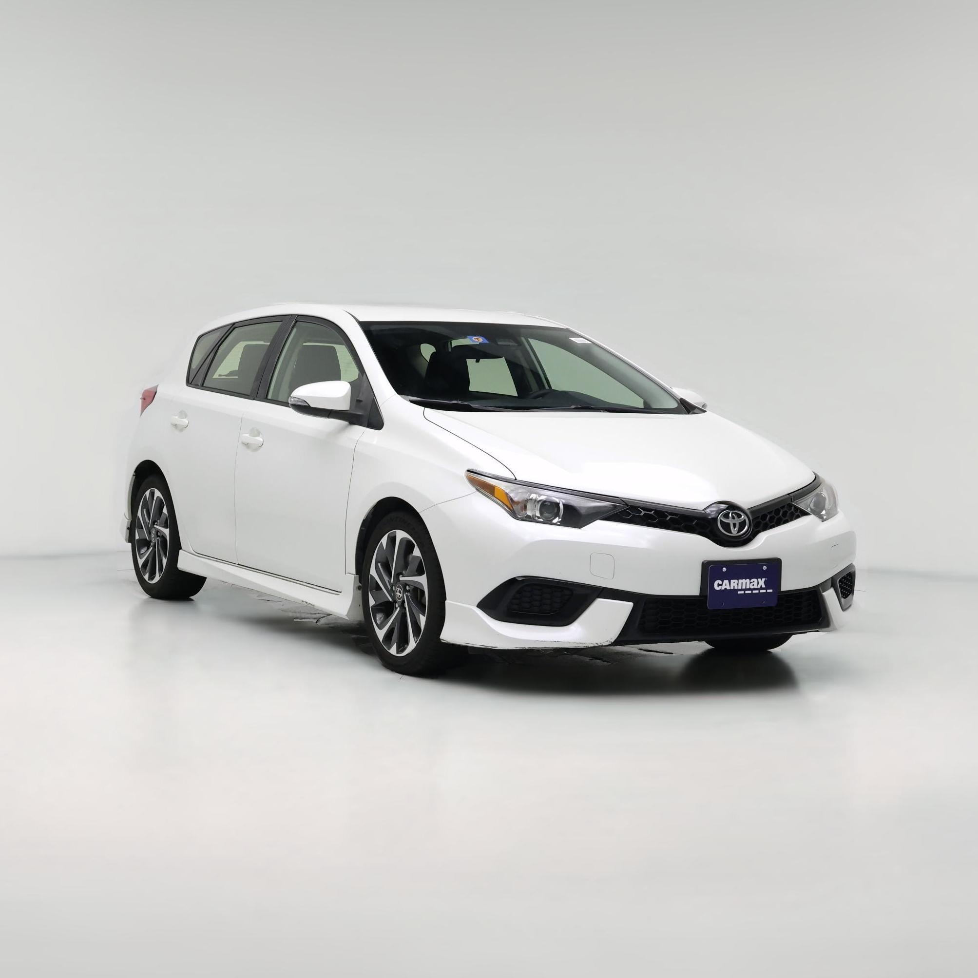 Thumbnail: 2018 Toyota Corolla iM - 1