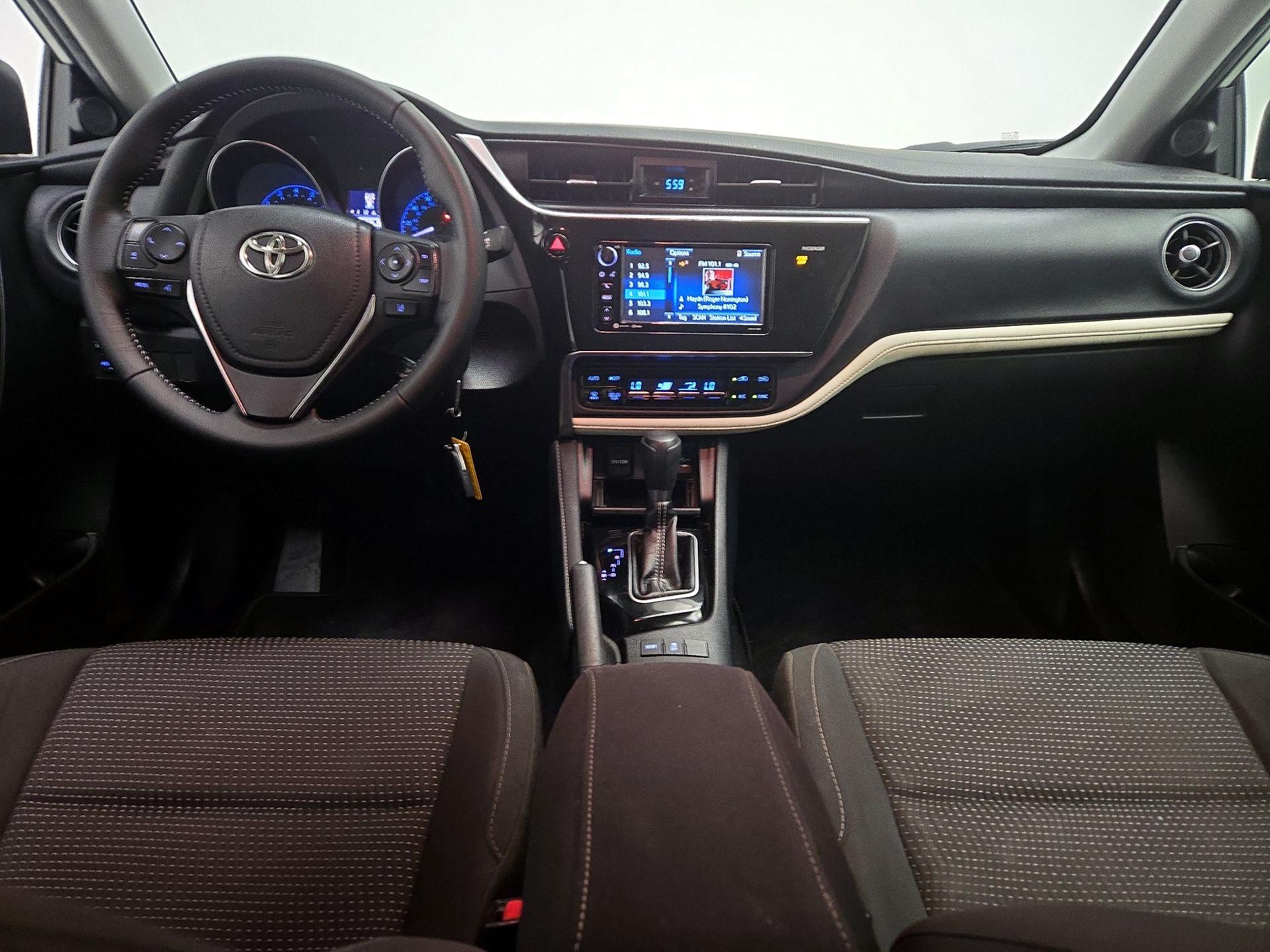 Thumbnail: 2018 Toyota Corolla iM - 9