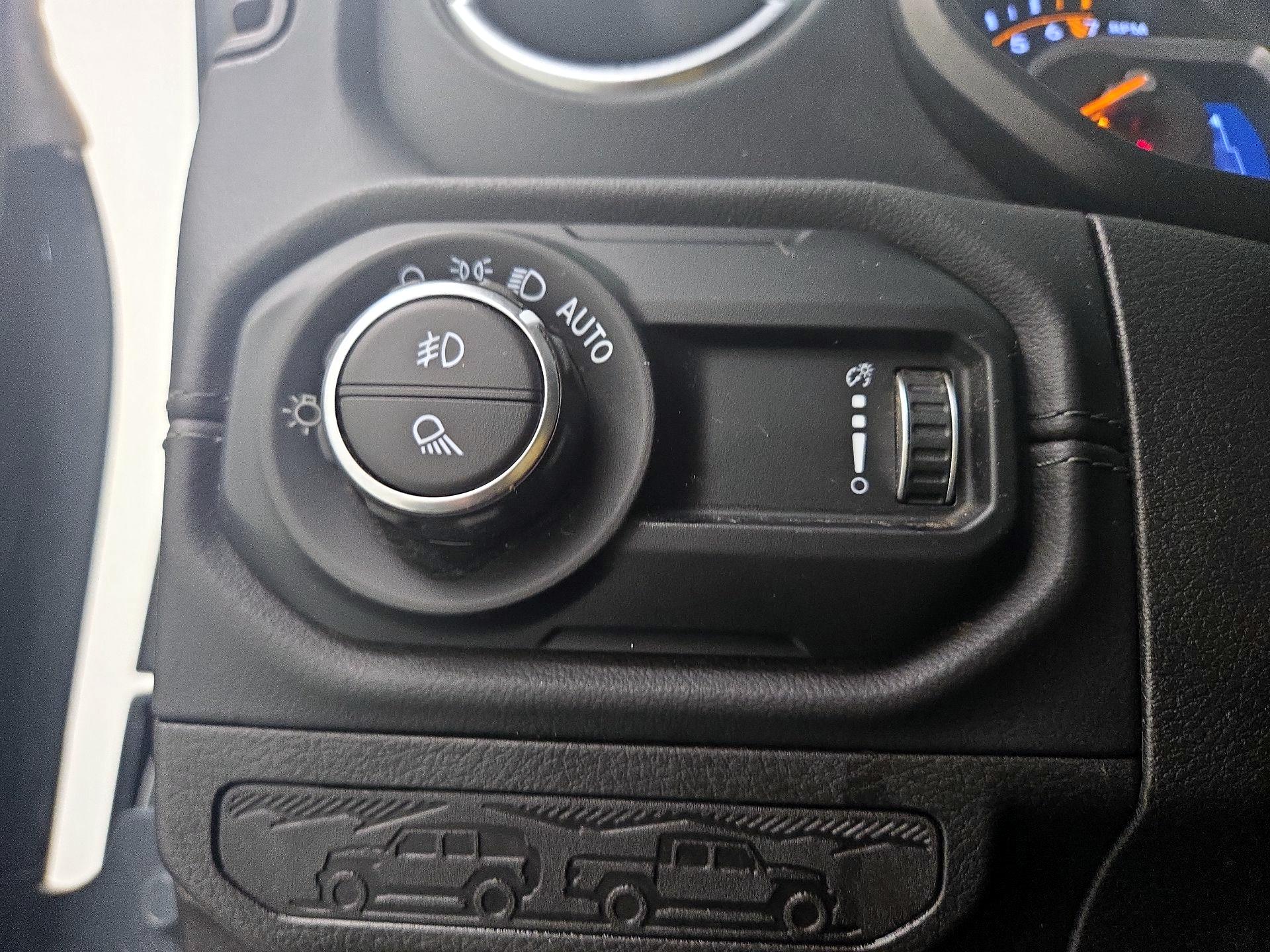 Thumbnail: 2024 Jeep Gladiator - 13
