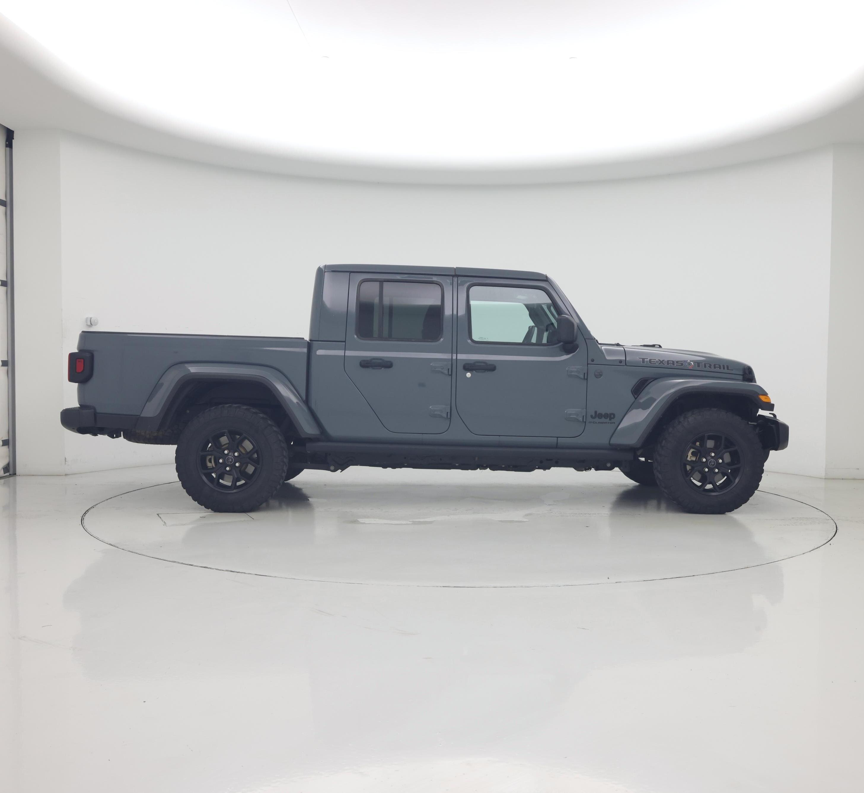Thumbnail: 2024 Jeep Gladiator - 7