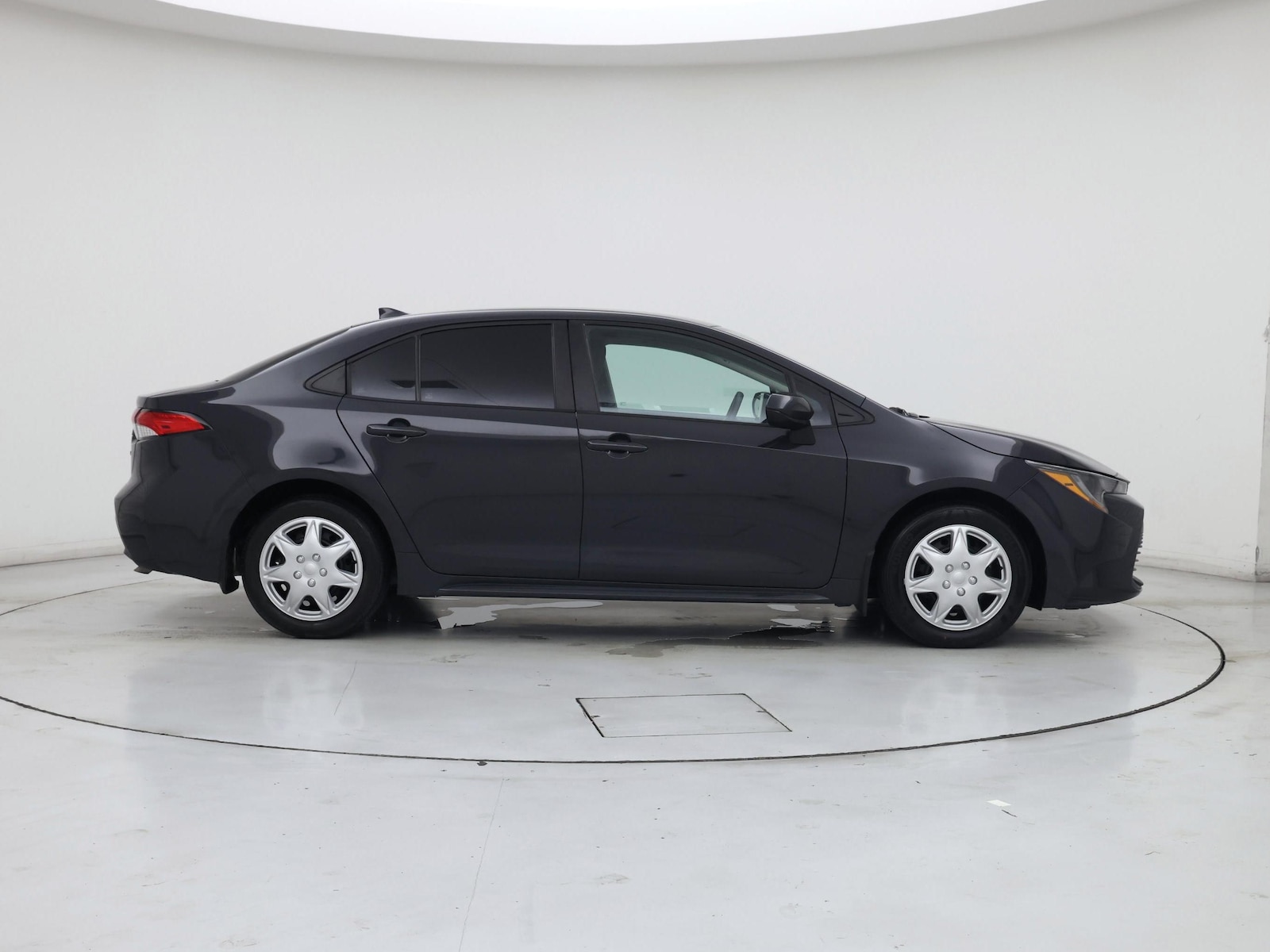 2024 Toyota Corolla LE - Photo 8