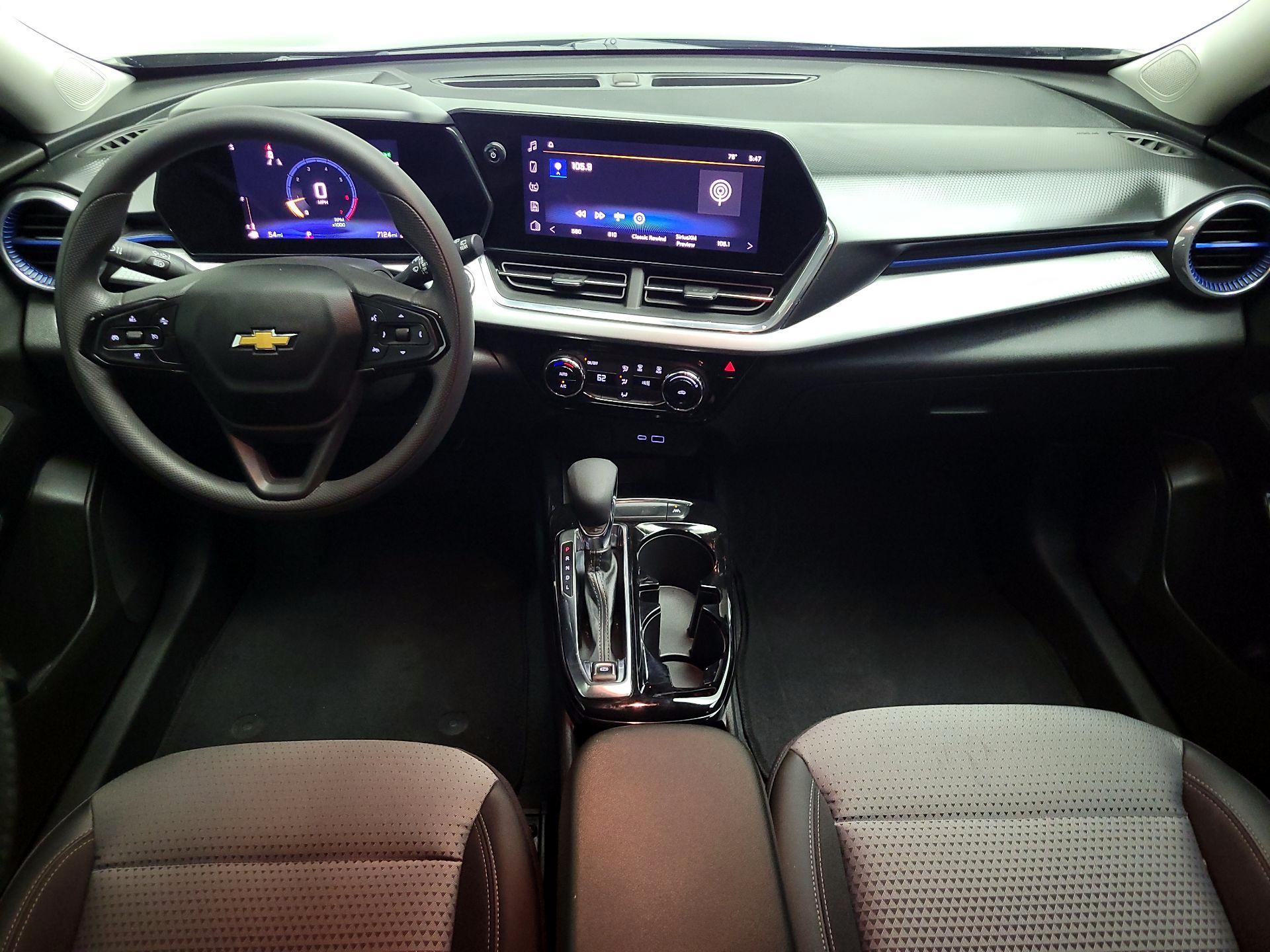 Thumbnail: 2024 Chevrolet Trax - 9