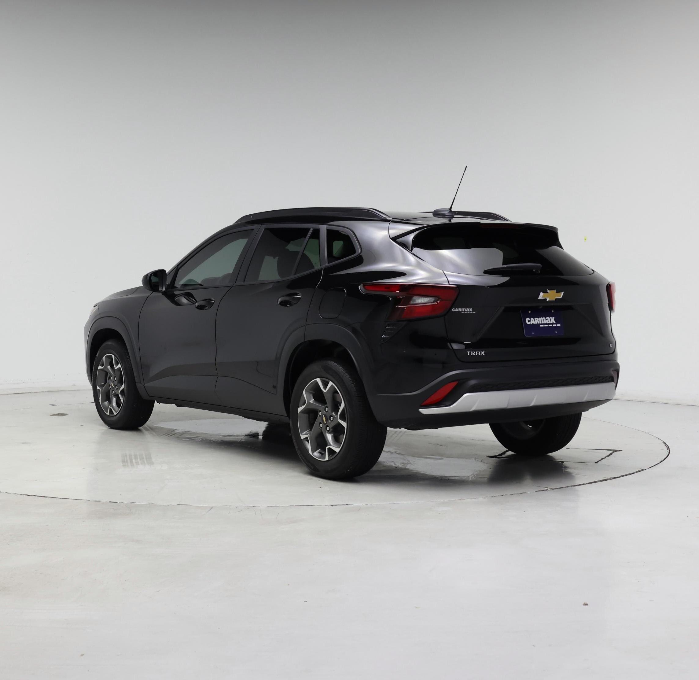 Thumbnail: 2024 Chevrolet Trax - 2