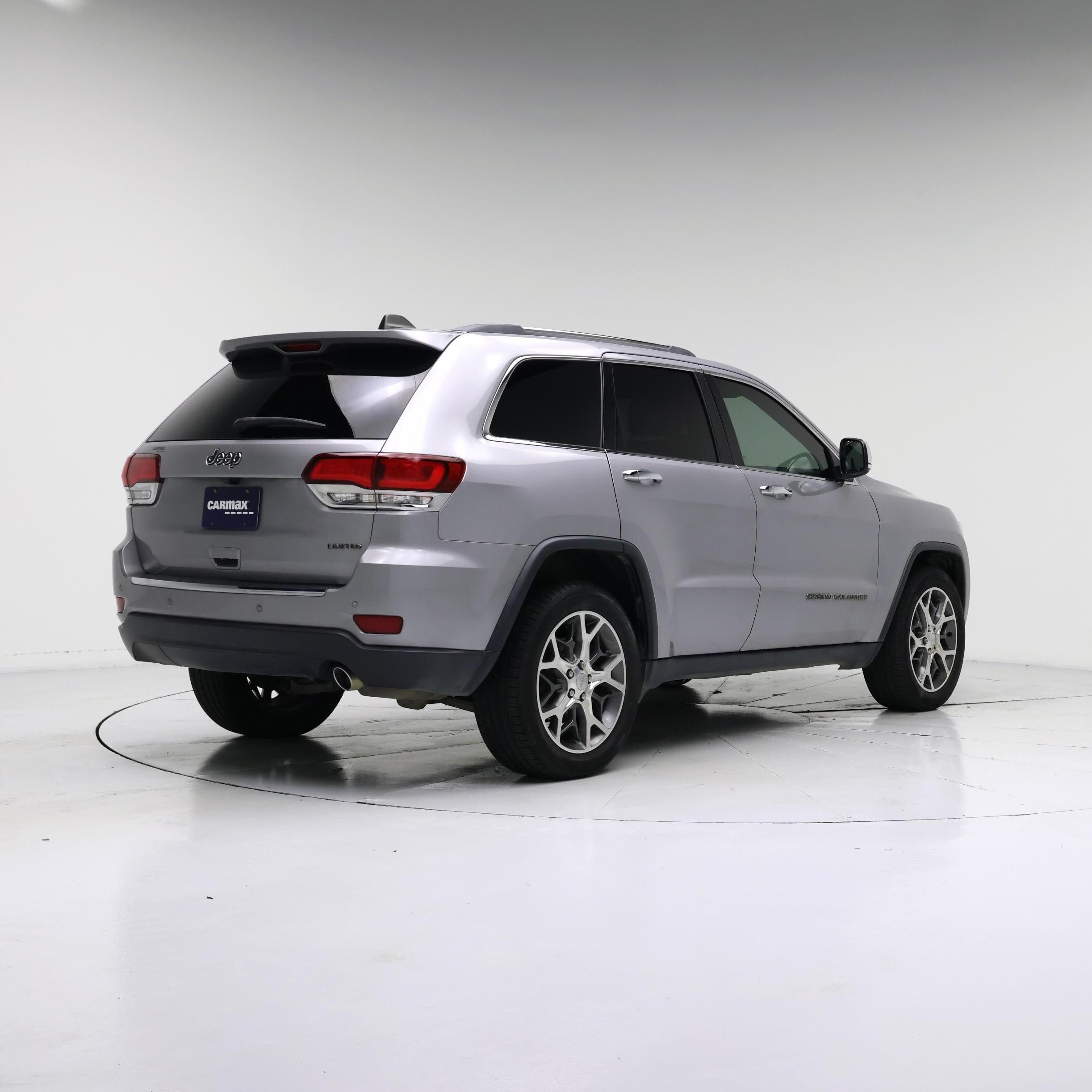 Thumbnail: 2020 Jeep Grand Cherokee - 8