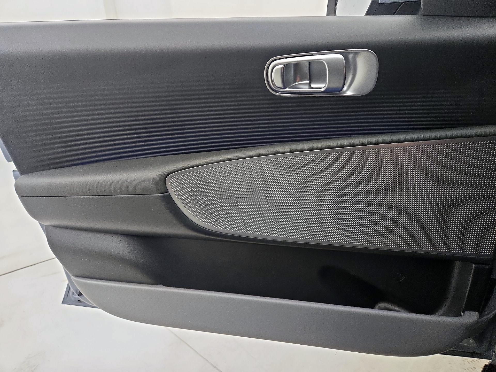 Thumbnail: 2025 Hyundai Ioniq 6 - 12