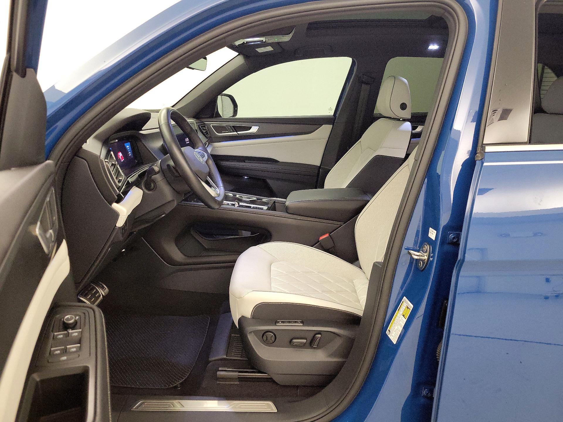 Thumbnail: 2025 Volkswagen Atlas - 11