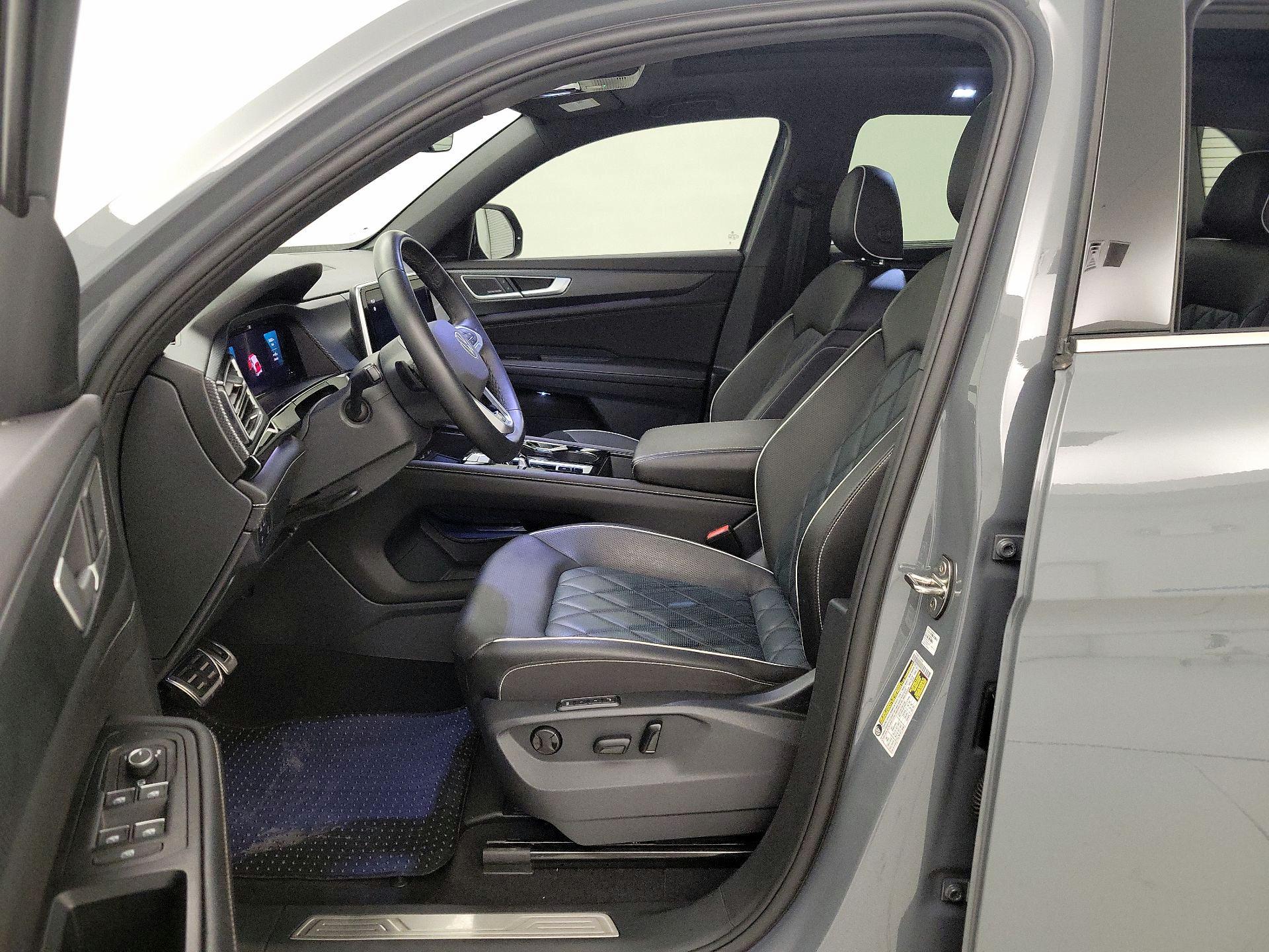 Thumbnail: 2025 Volkswagen Atlas - 11