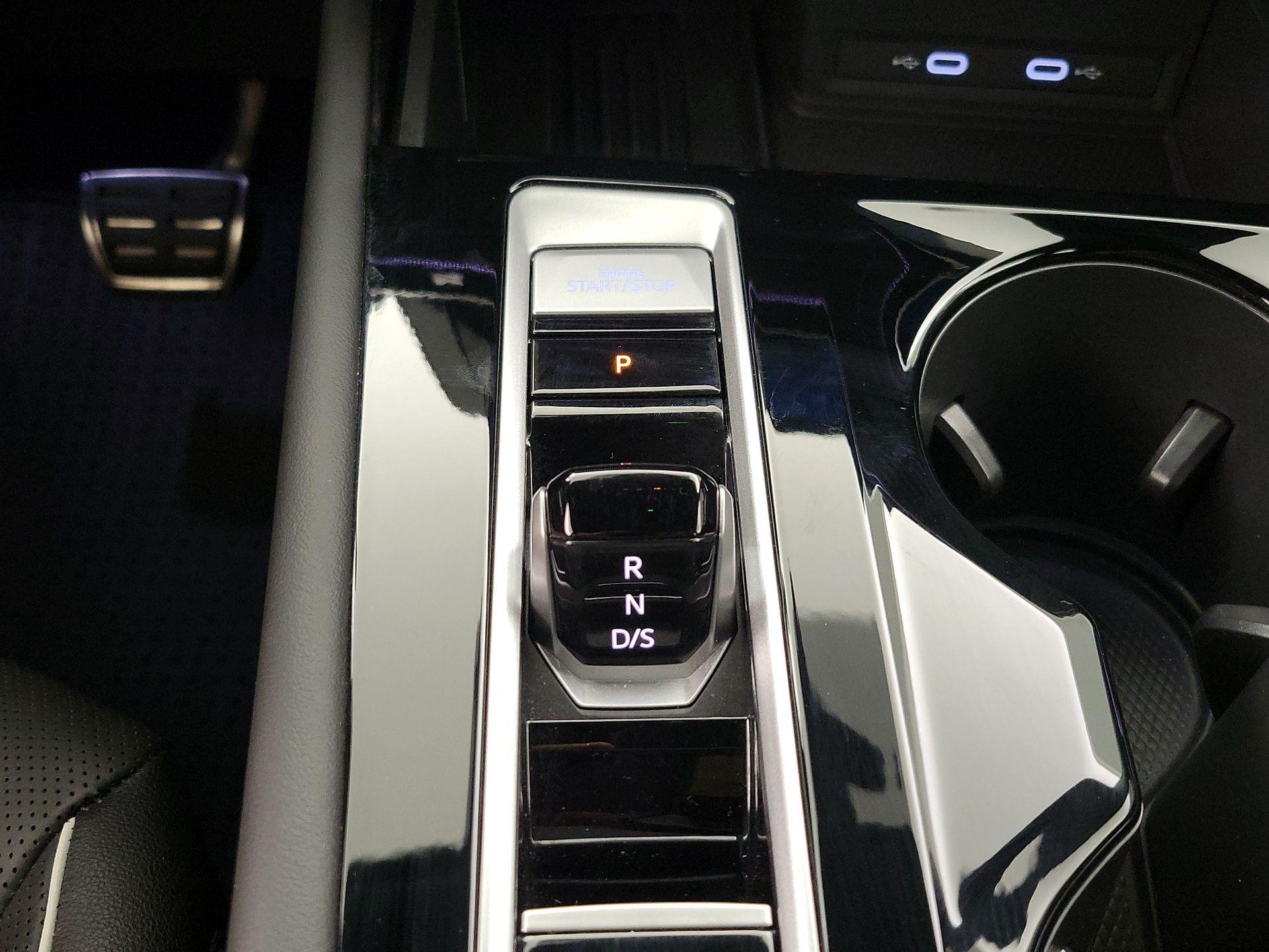 Thumbnail: 2025 Volkswagen Atlas - 17