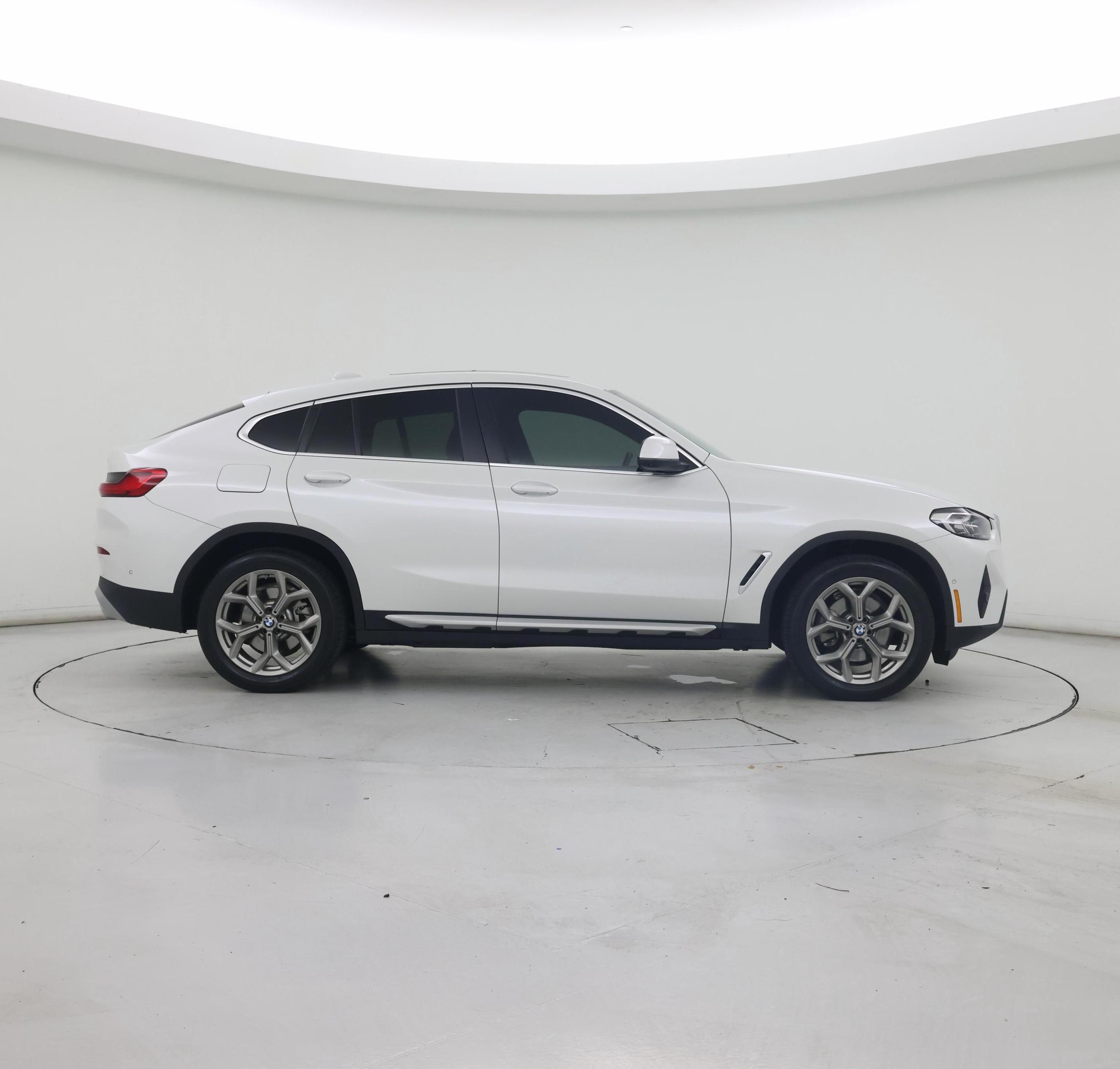 Thumbnail: 2025 BMW X4 - 7