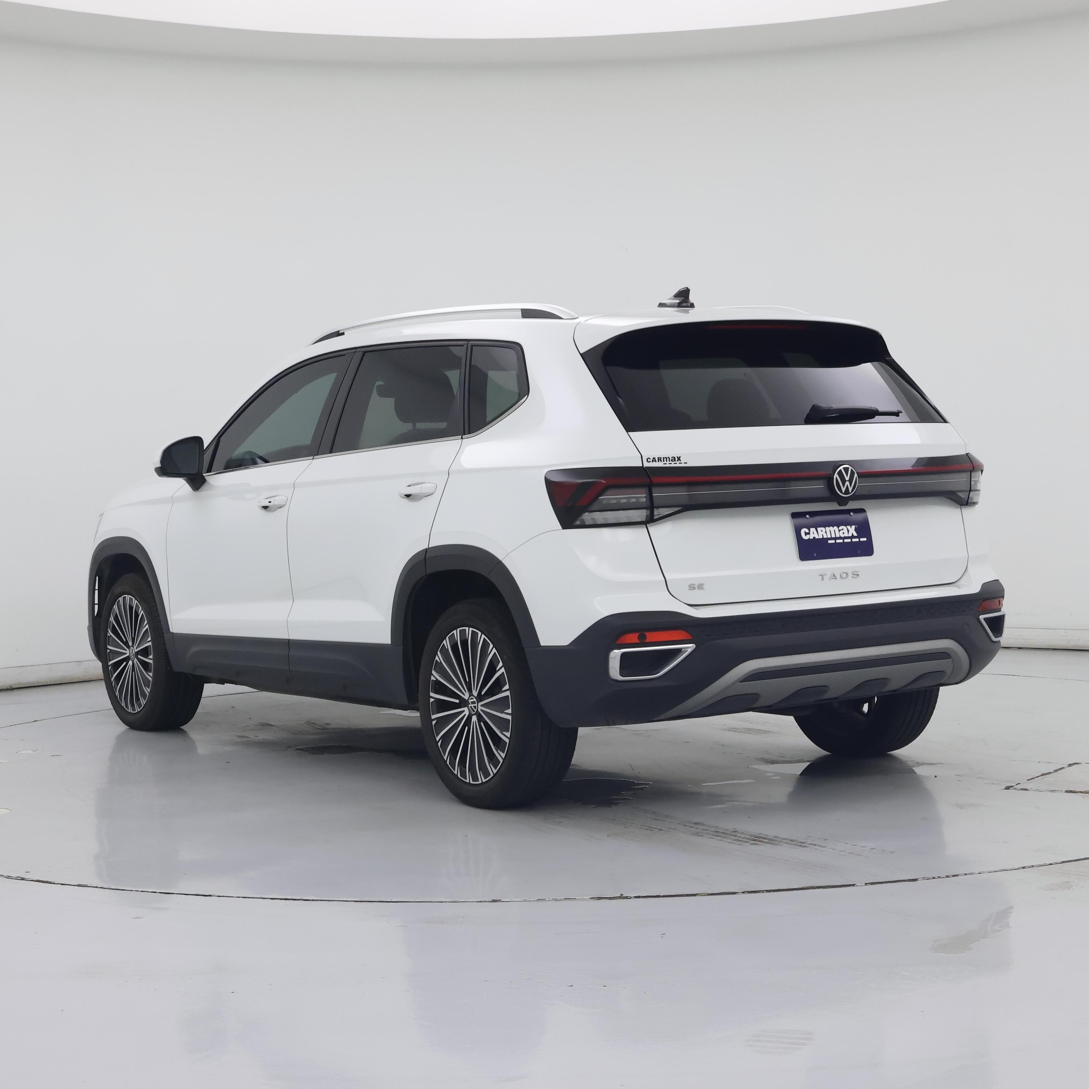 Thumbnail: 2025 Volkswagen Taos - 2