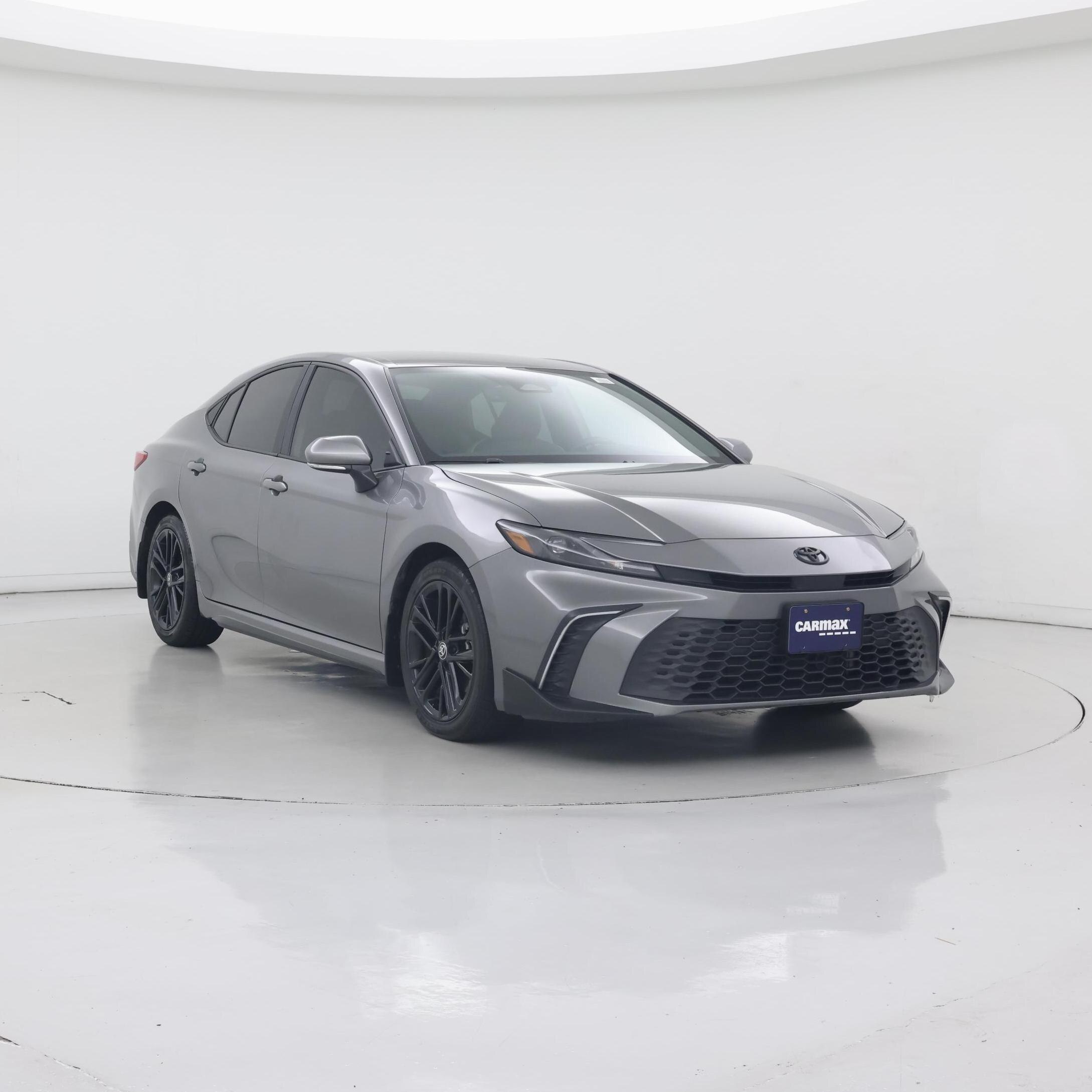 Gray 2025 Toyota Camry Sedan Front-Wheel Drive Automatic