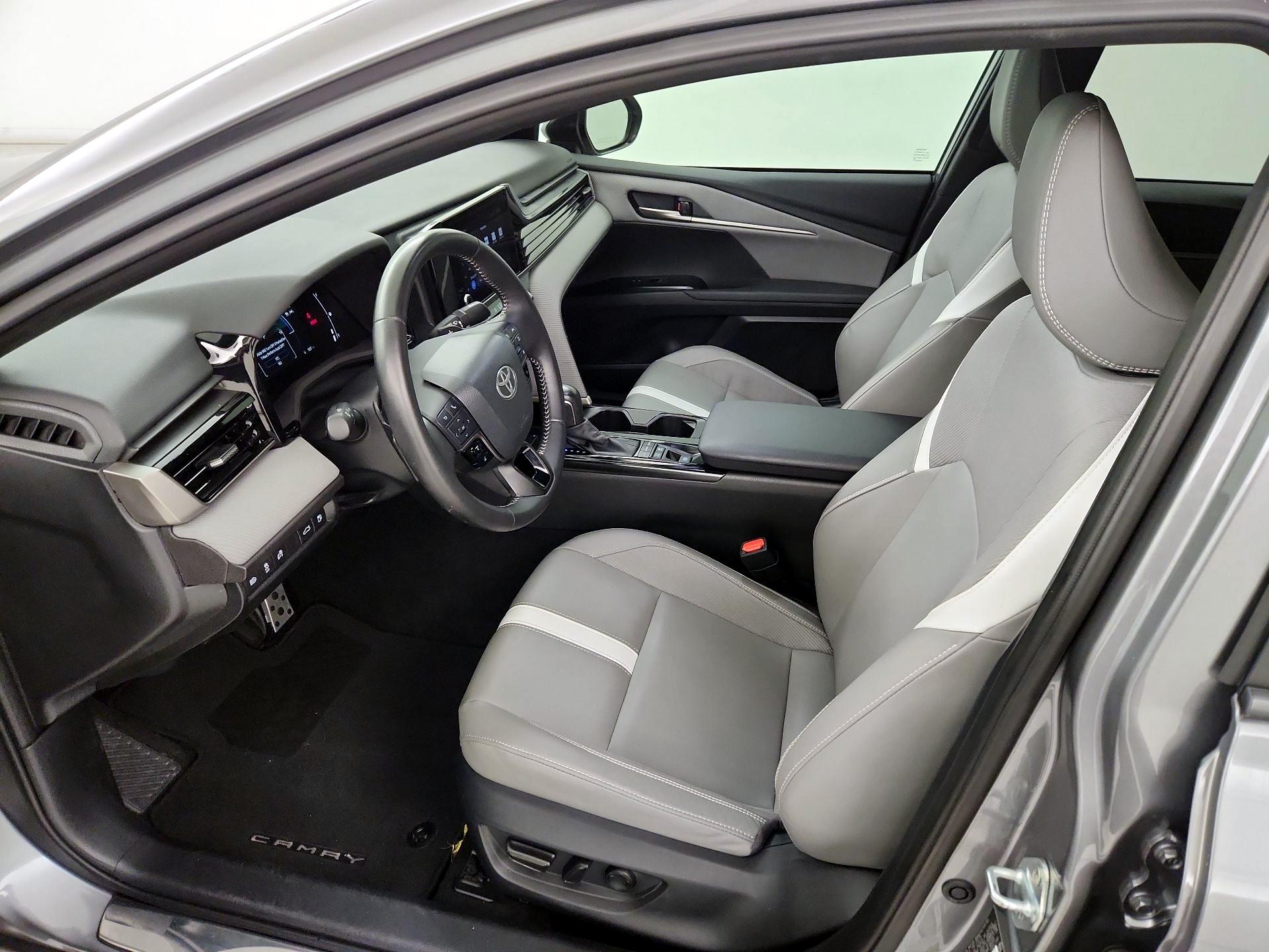 Thumbnail: 2025 Toyota Camry - 11