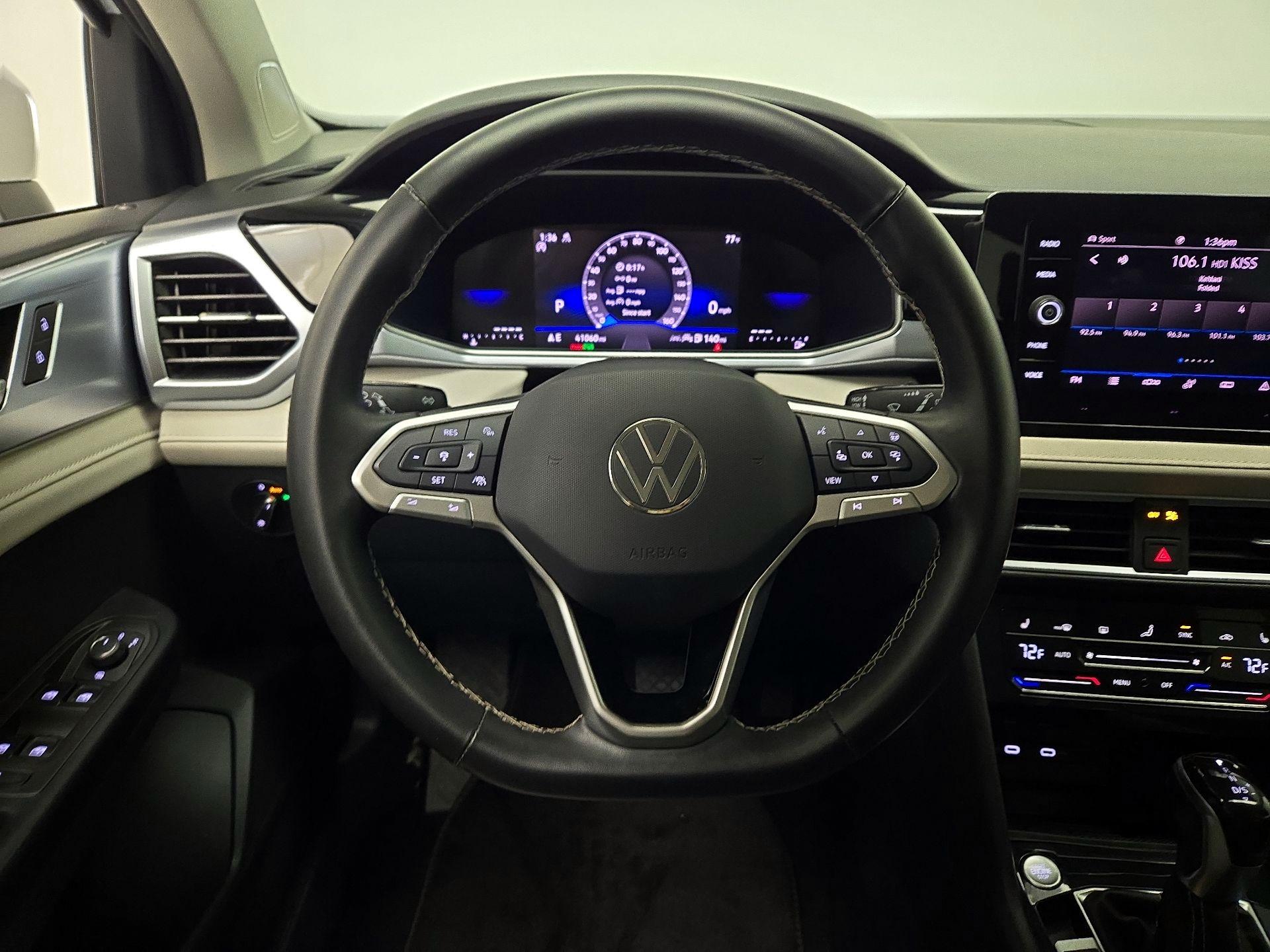 Thumbnail: 2025 Volkswagen Taos - 10