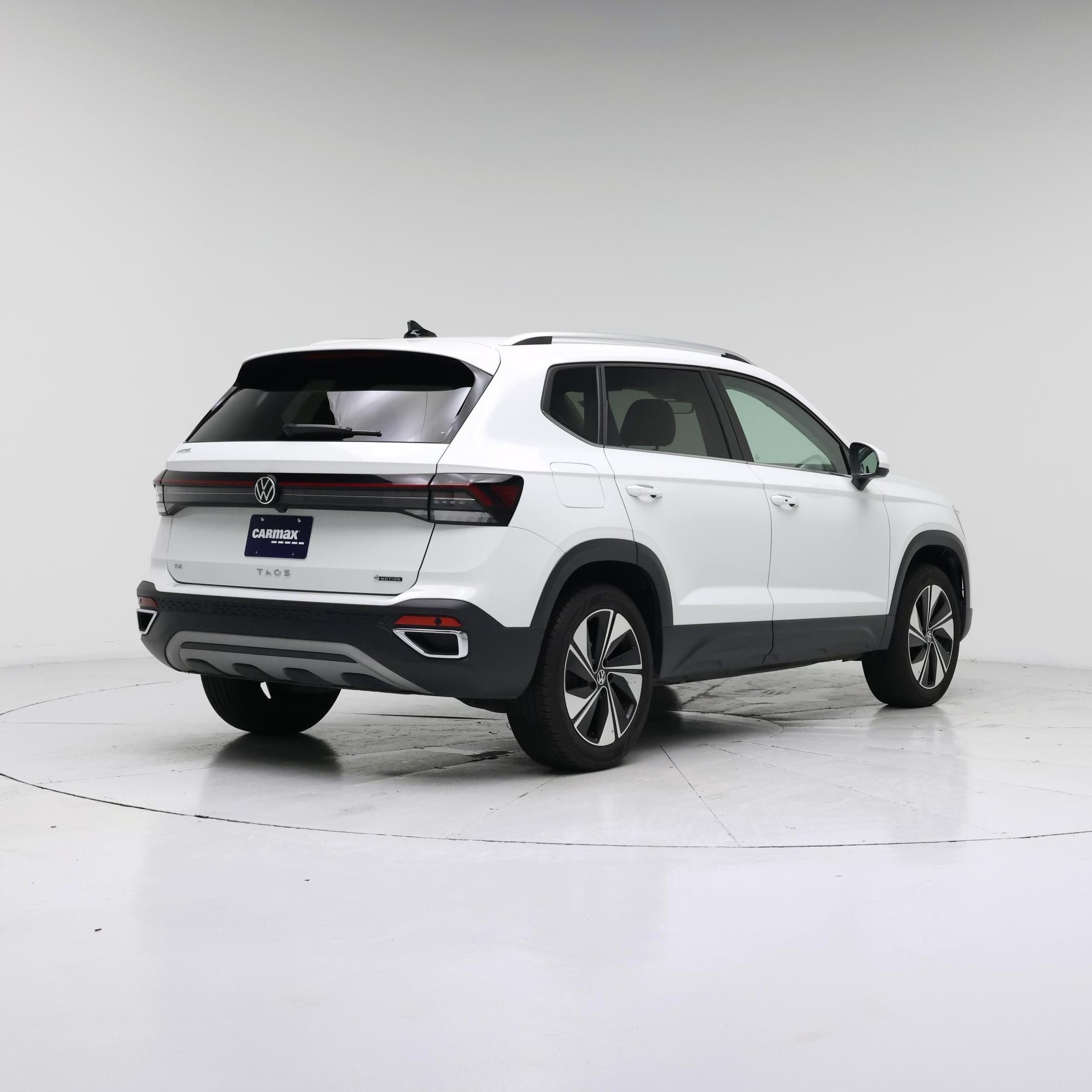 Thumbnail: 2025 Volkswagen Taos - 8