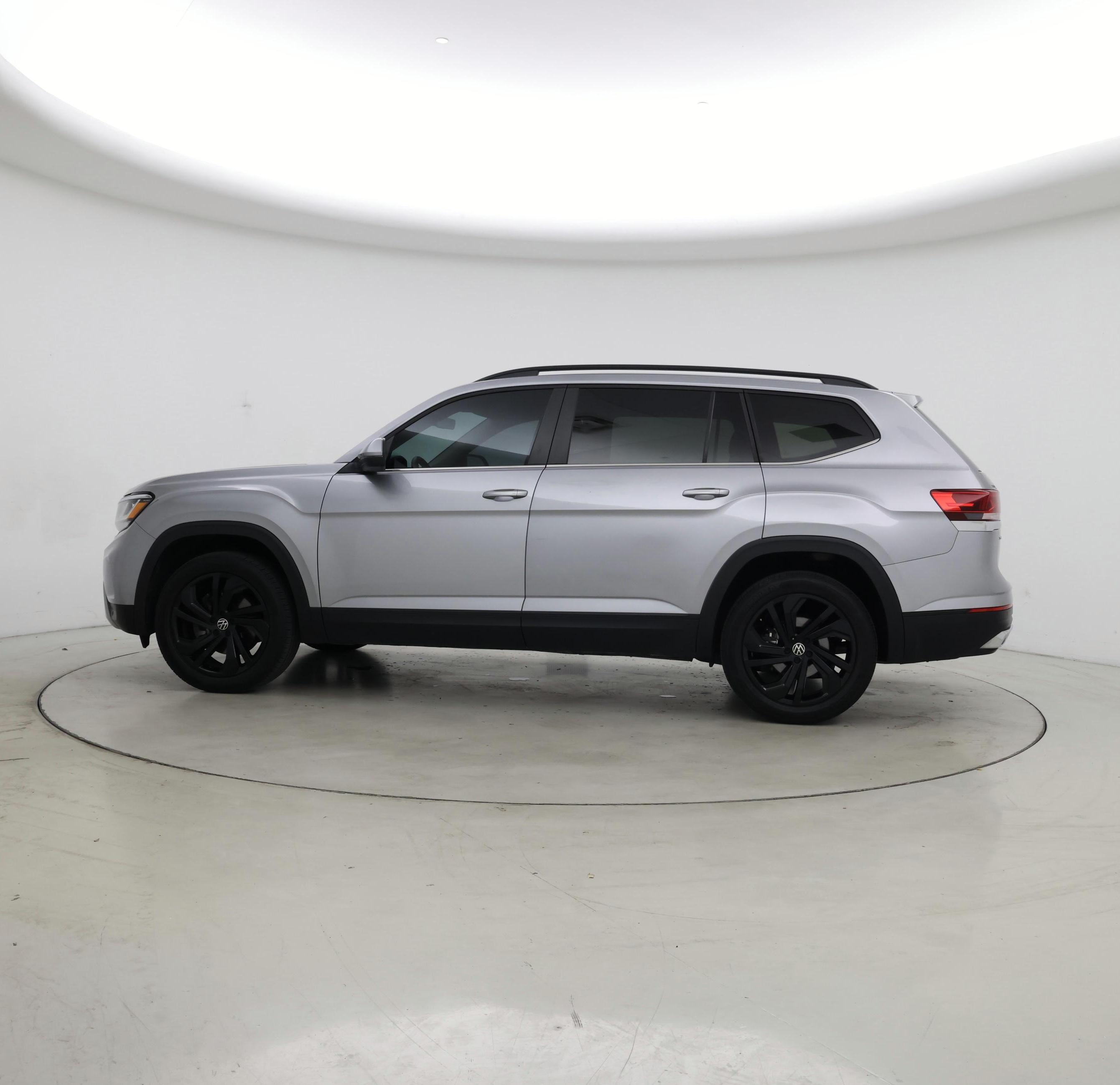 Thumbnail: 2022 Volkswagen Atlas - 3
