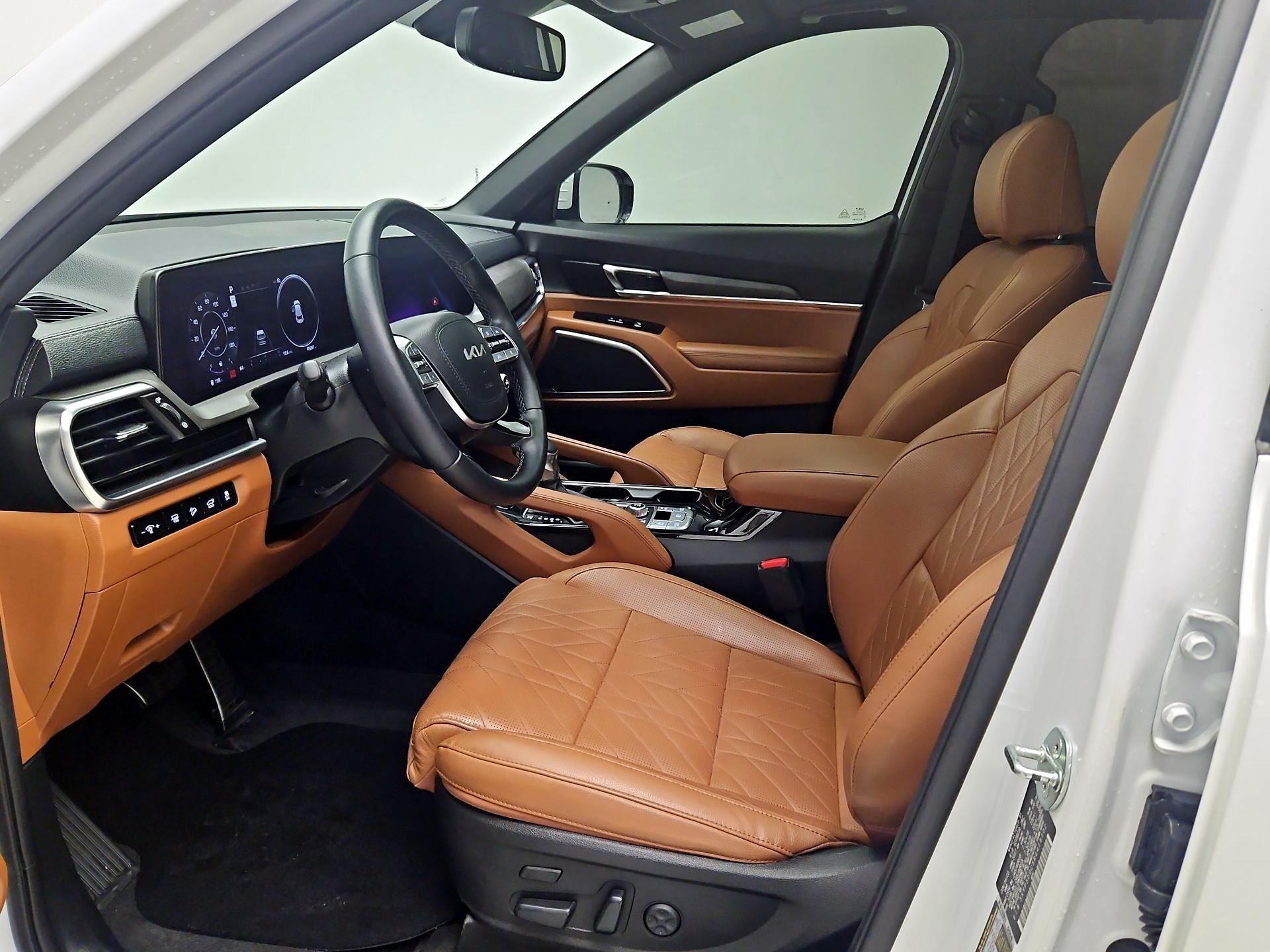 Thumbnail: 2024 Kia Telluride - 11