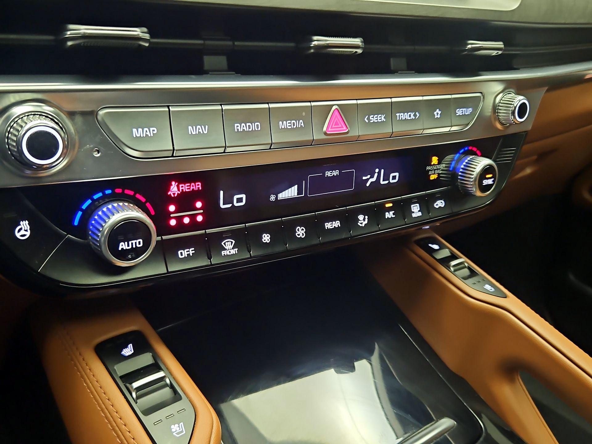 Thumbnail: 2024 Kia Telluride - 17