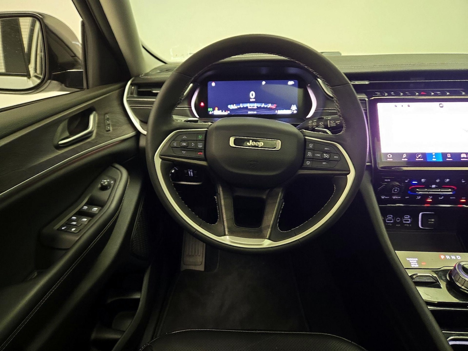 2023 Jeep Grand Cherokee Limited - Photo 11