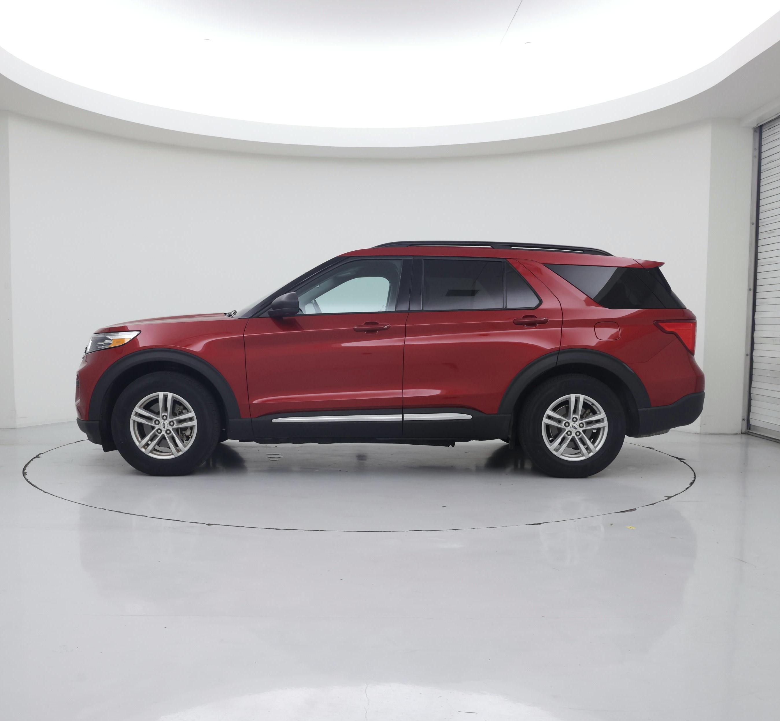 Thumbnail: 2022 Ford Explorer - 3