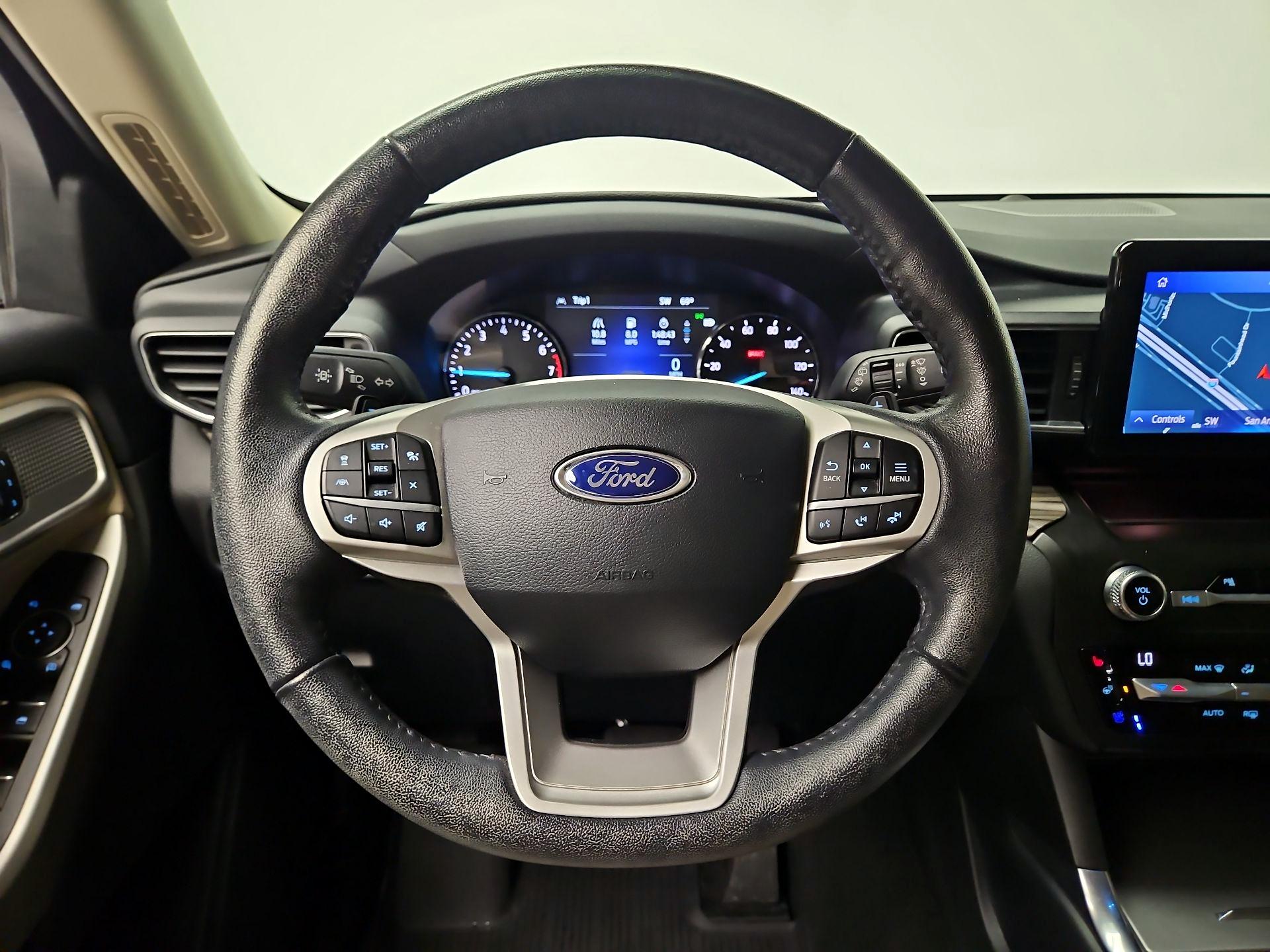 Thumbnail: 2020 Ford Explorer - 10