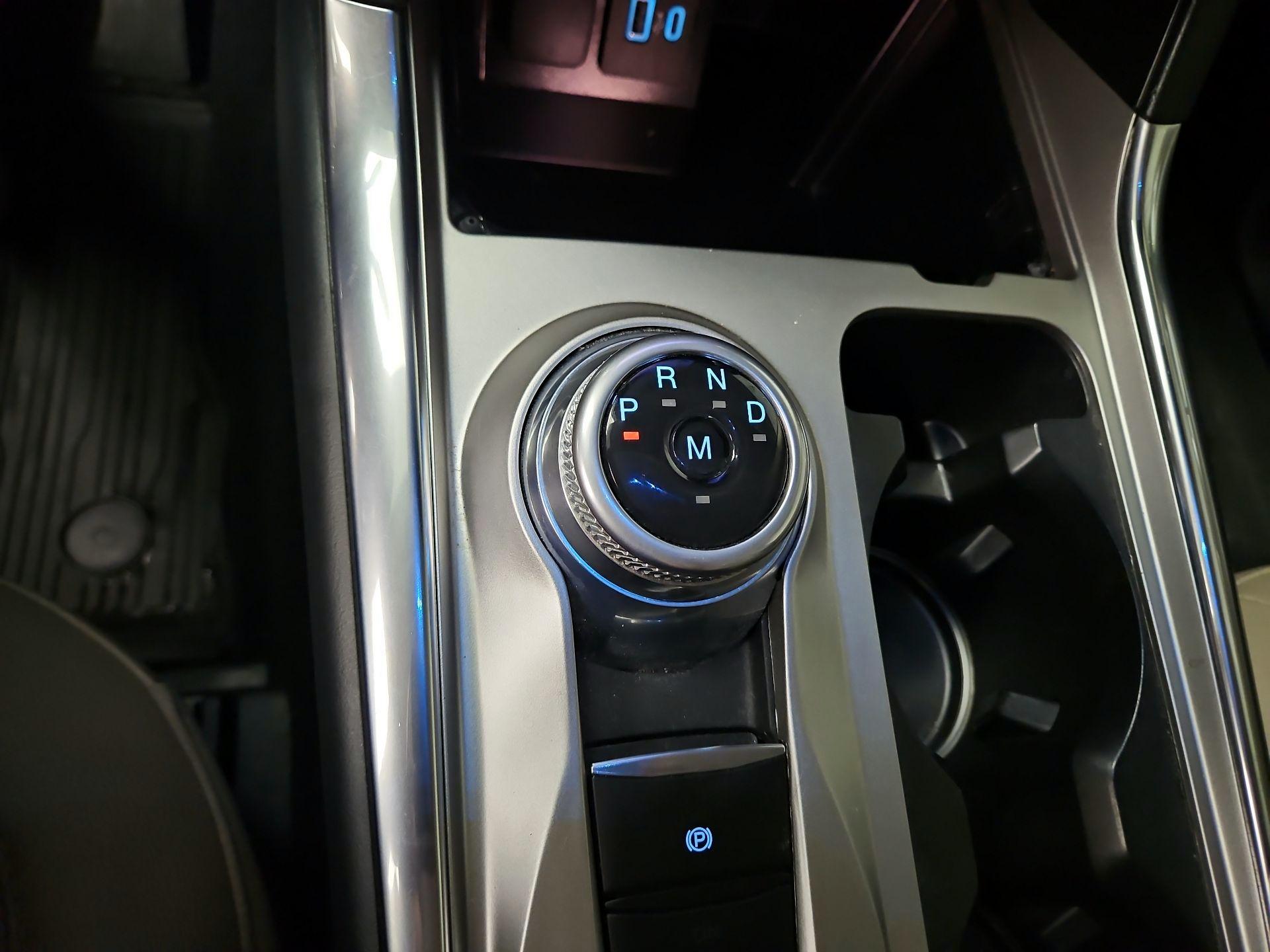 Thumbnail: 2020 Ford Explorer - 18