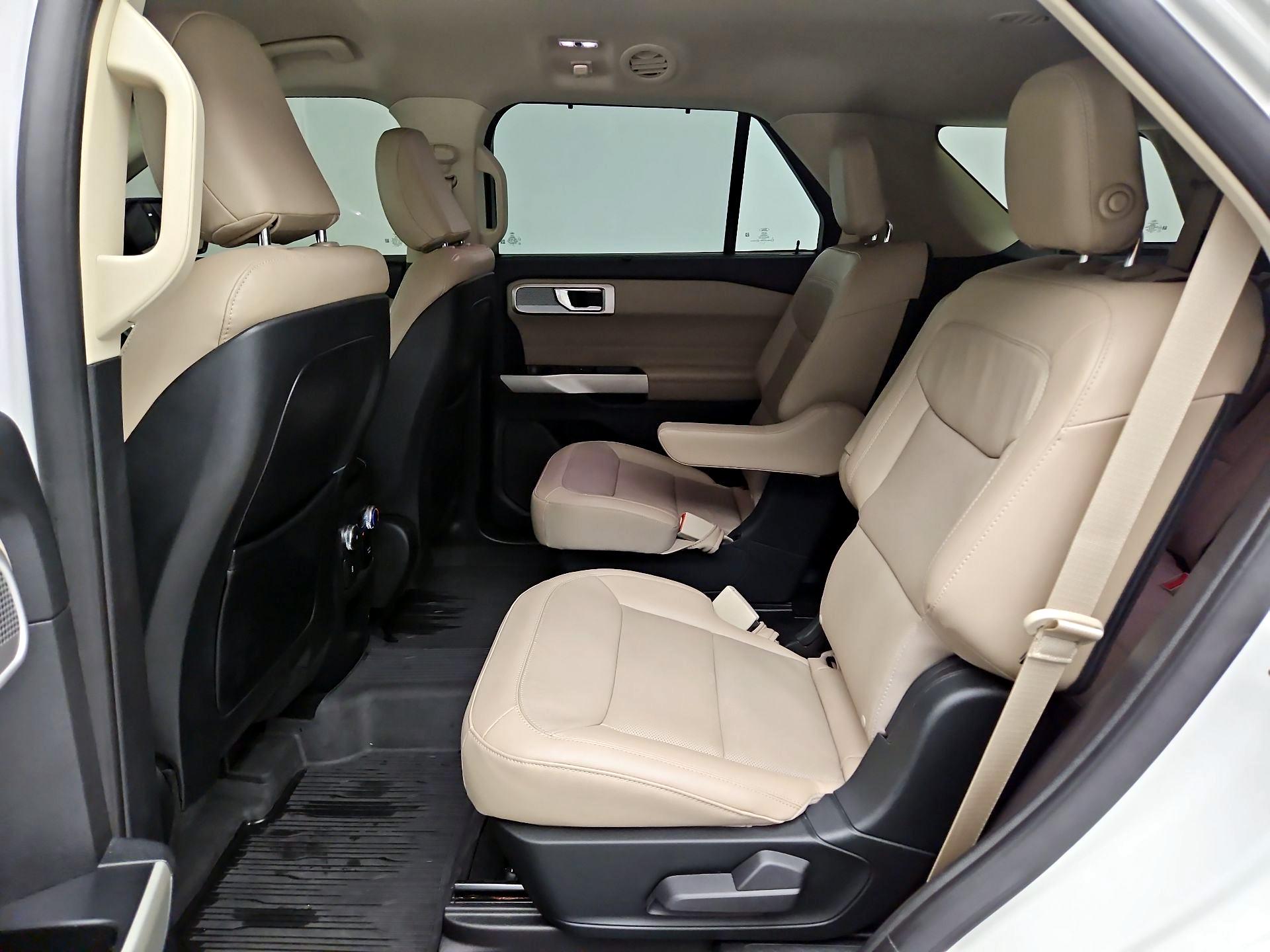 Thumbnail: 2020 Ford Explorer - 20