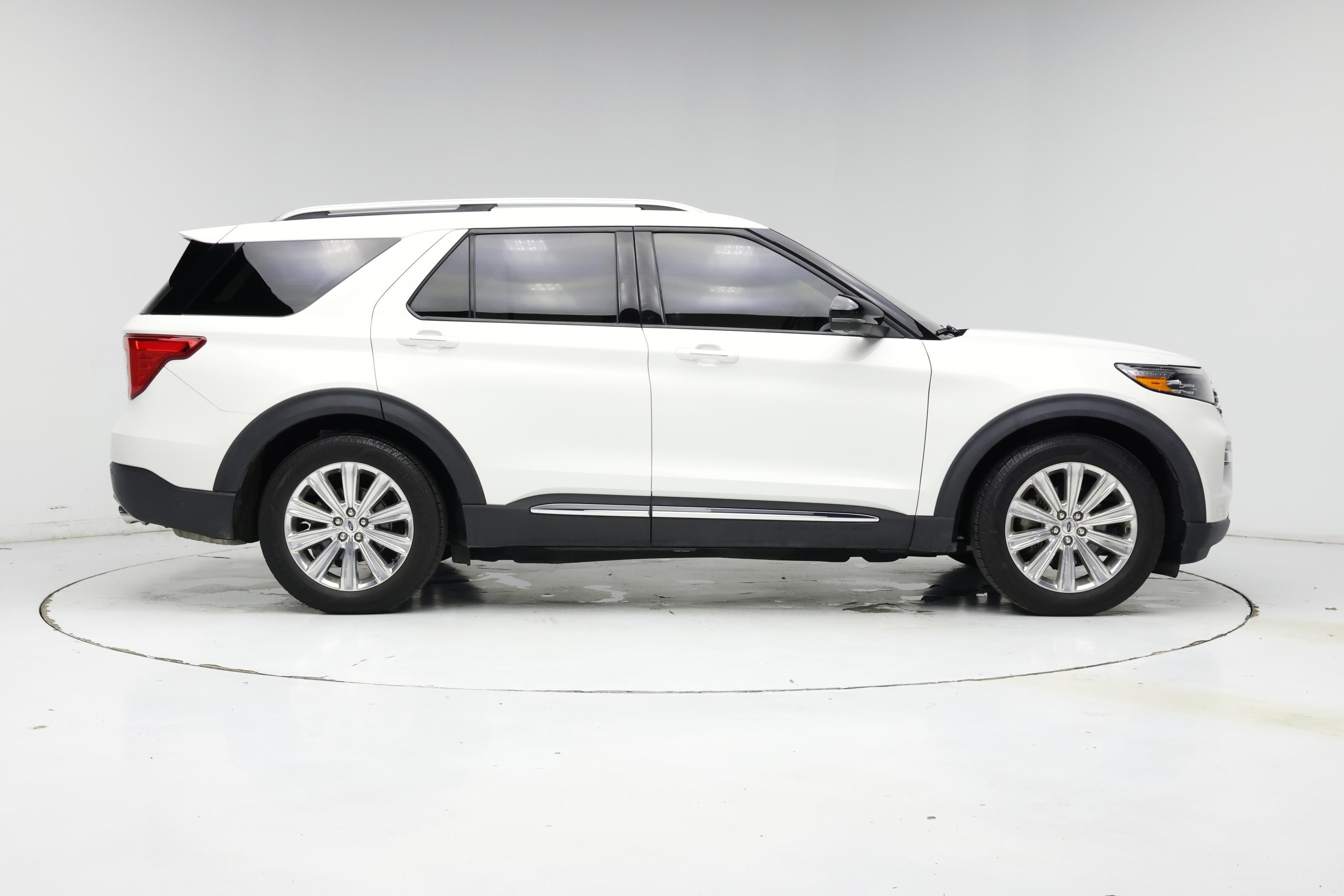 Thumbnail: 2020 Ford Explorer - 7