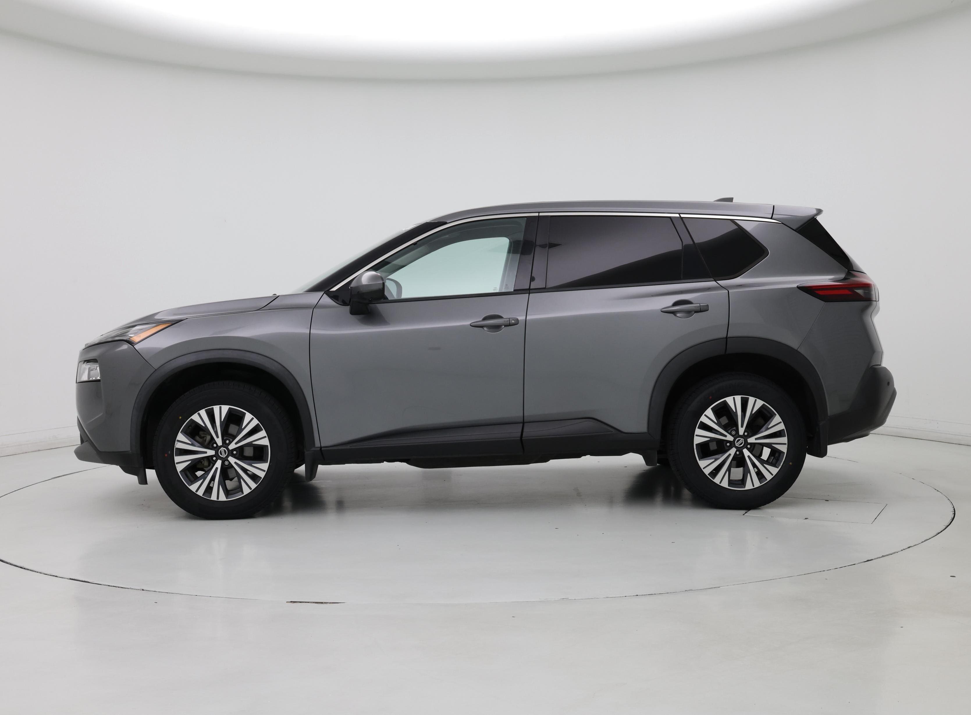 Thumbnail: 2021 Nissan Rogue - 3