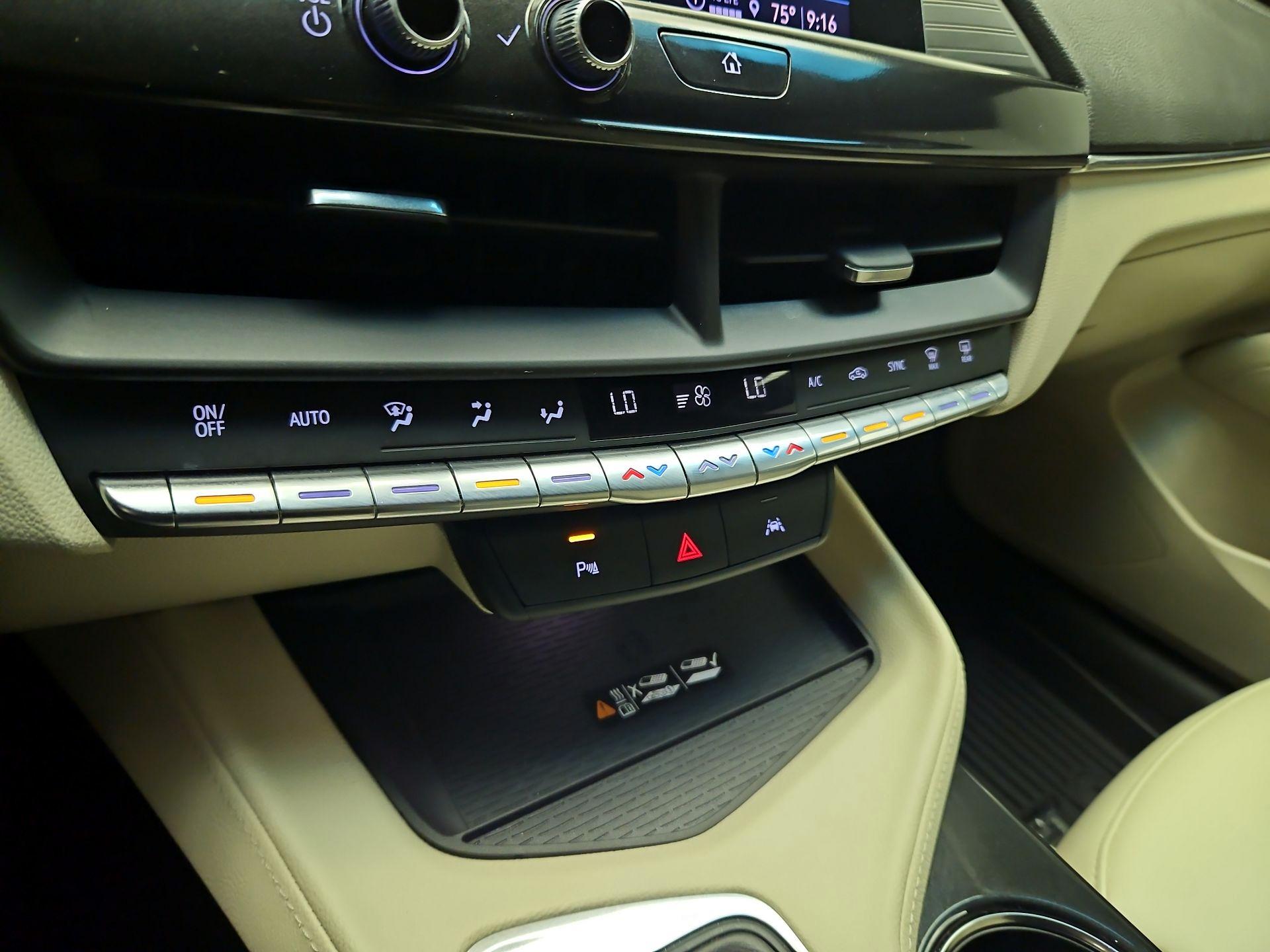 Thumbnail: 2022 Cadillac CT4 - 16
