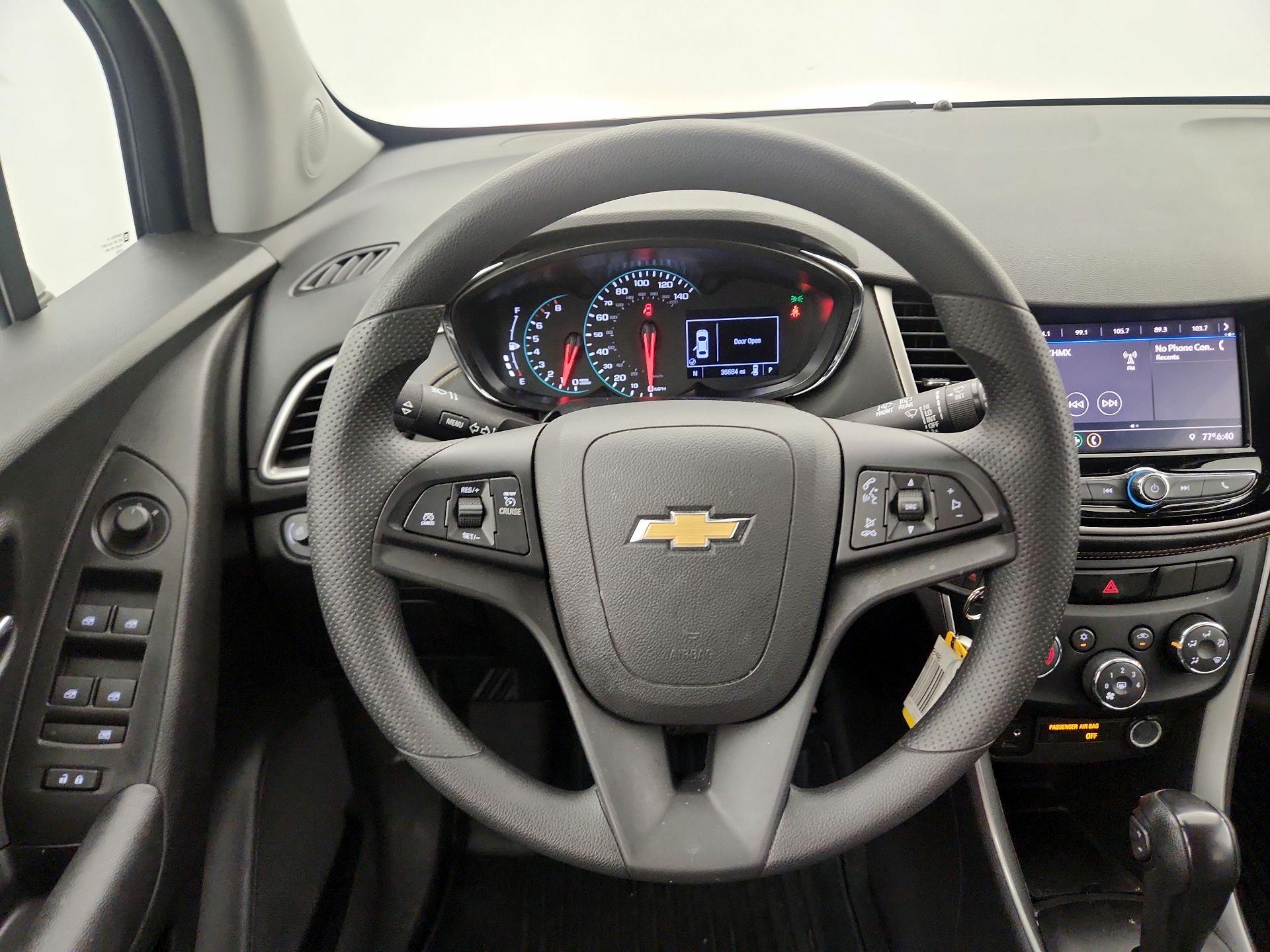 Thumbnail: 2020 Chevrolet Trax - 10