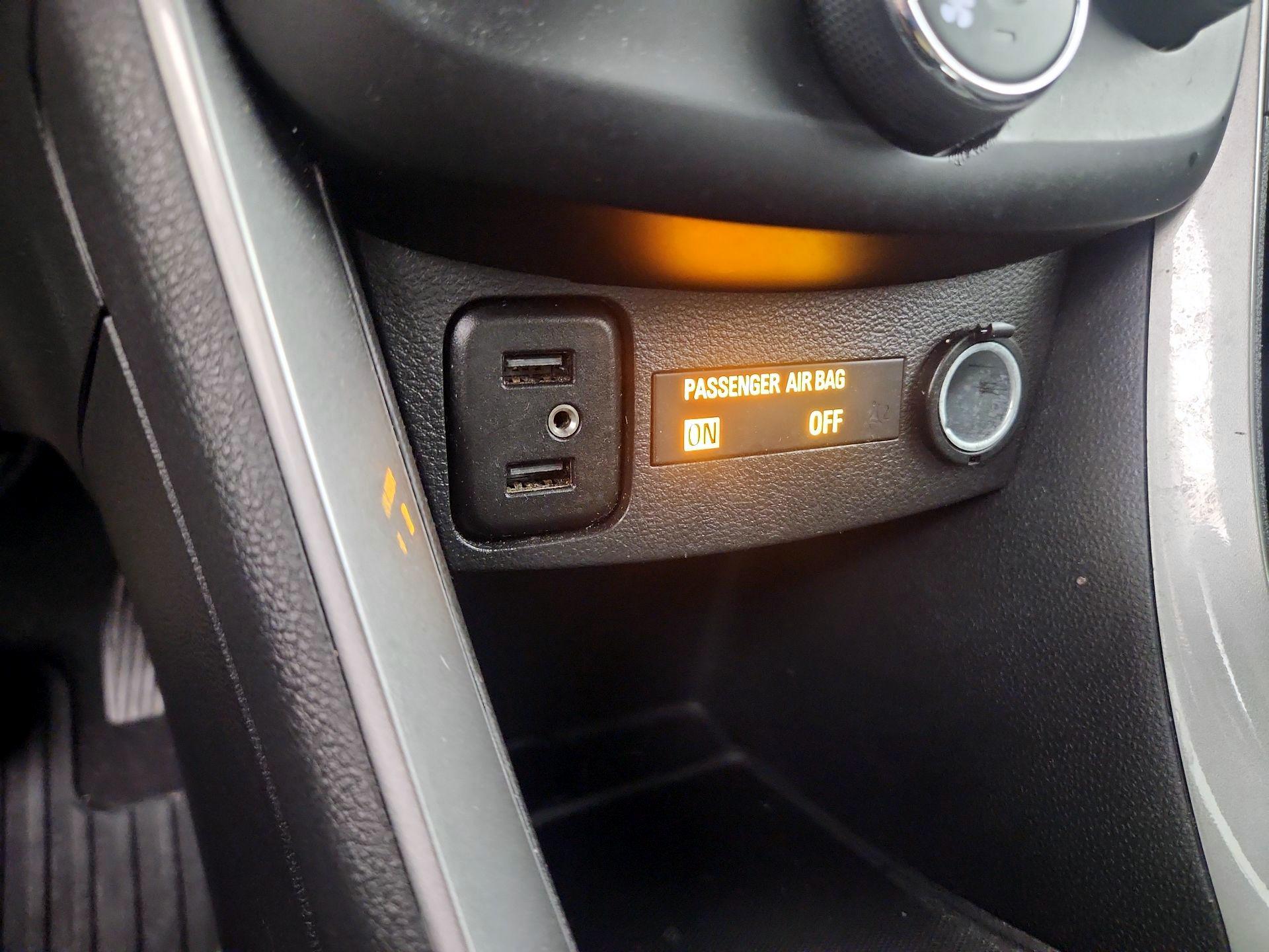 Thumbnail: 2020 Chevrolet Trax - 18