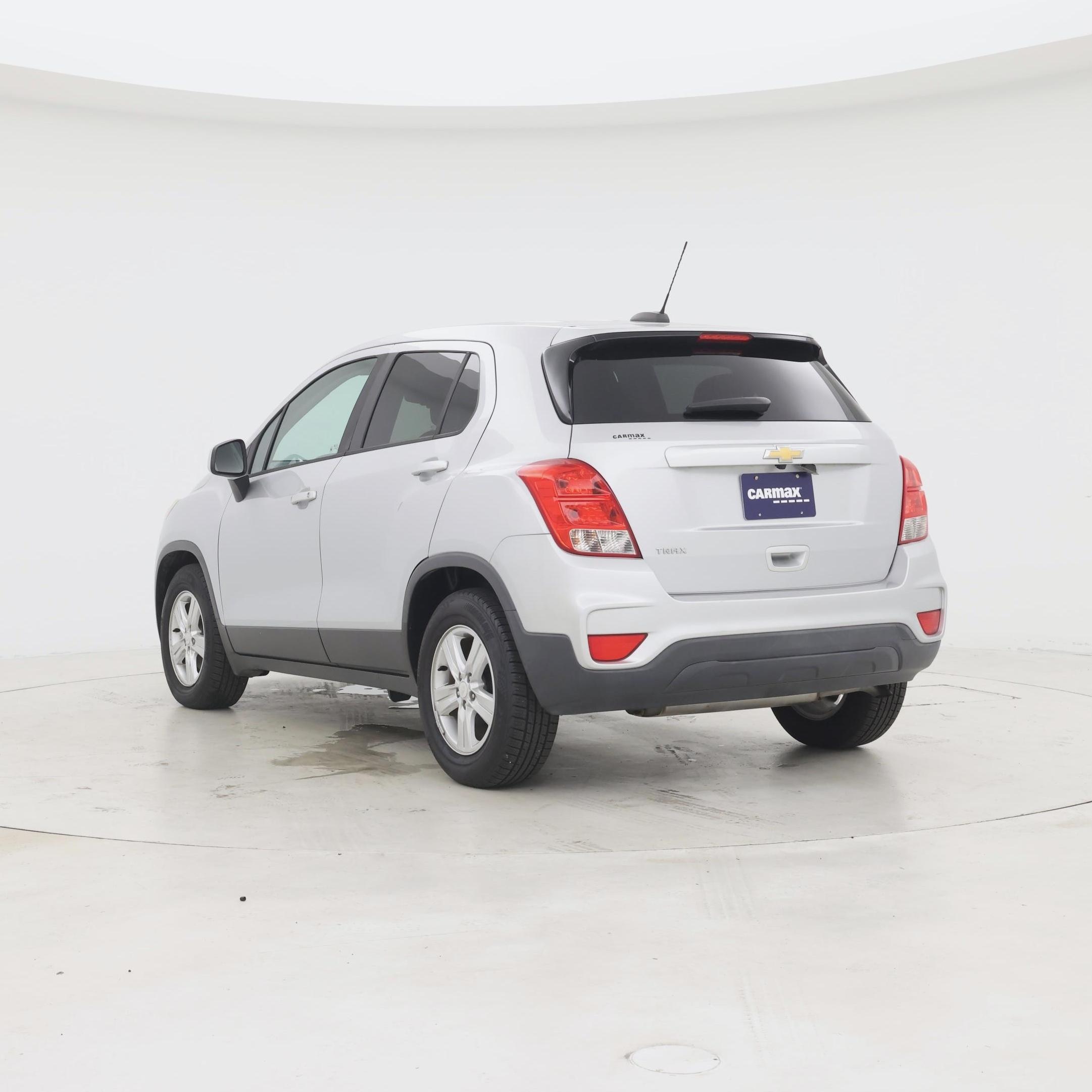 Thumbnail: 2020 Chevrolet Trax - 2