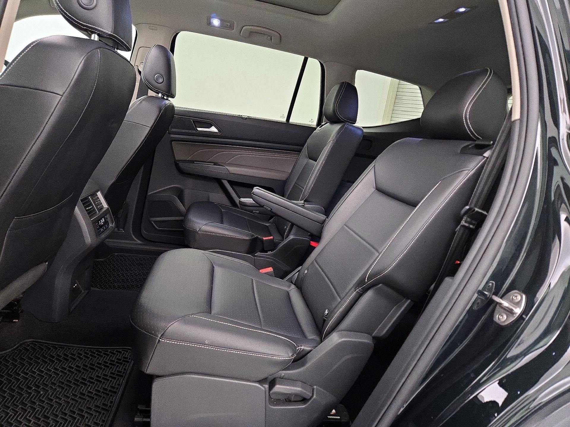 Thumbnail: 2021 Volkswagen Atlas - 20