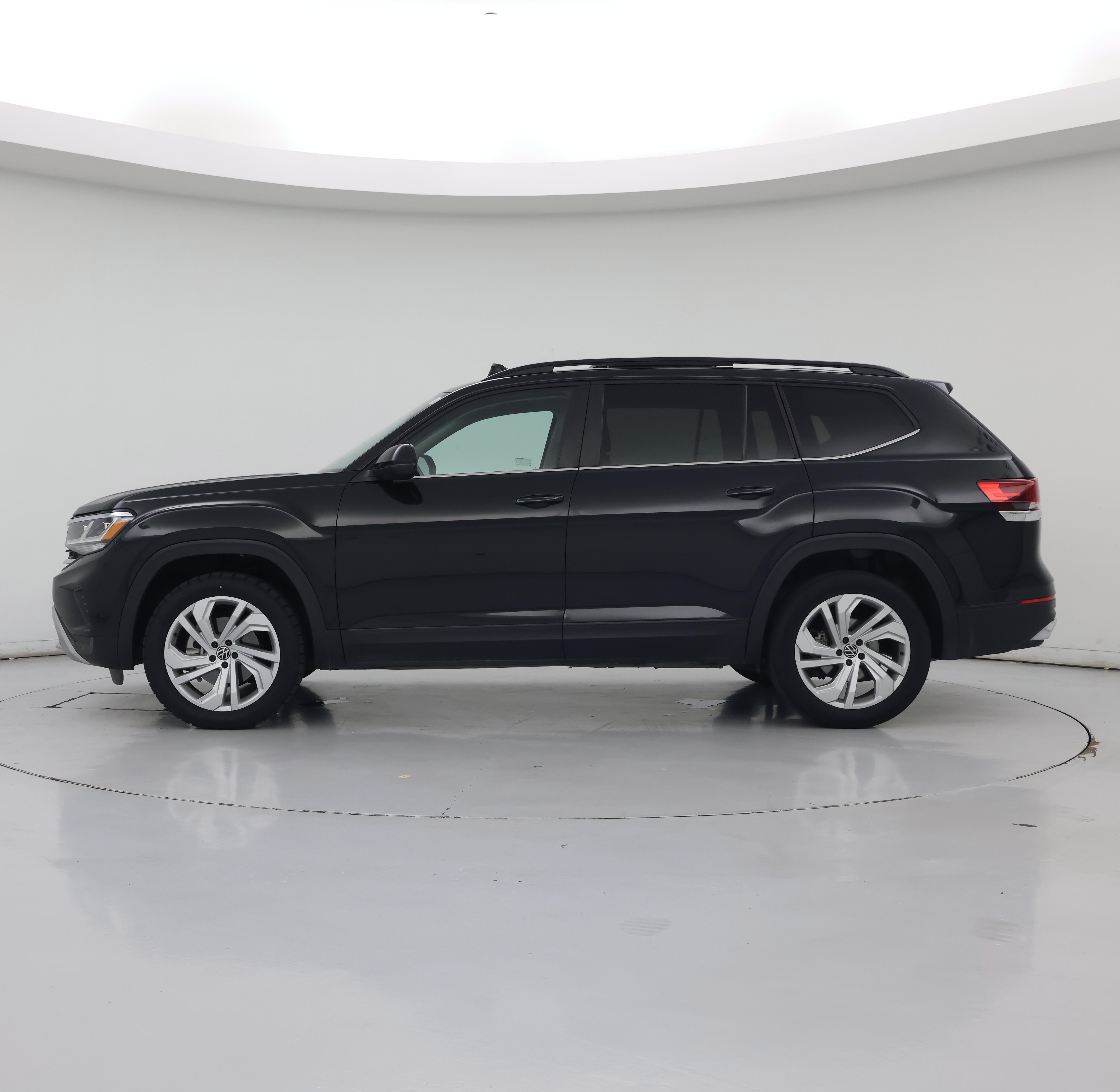 Thumbnail: 2021 Volkswagen Atlas - 3