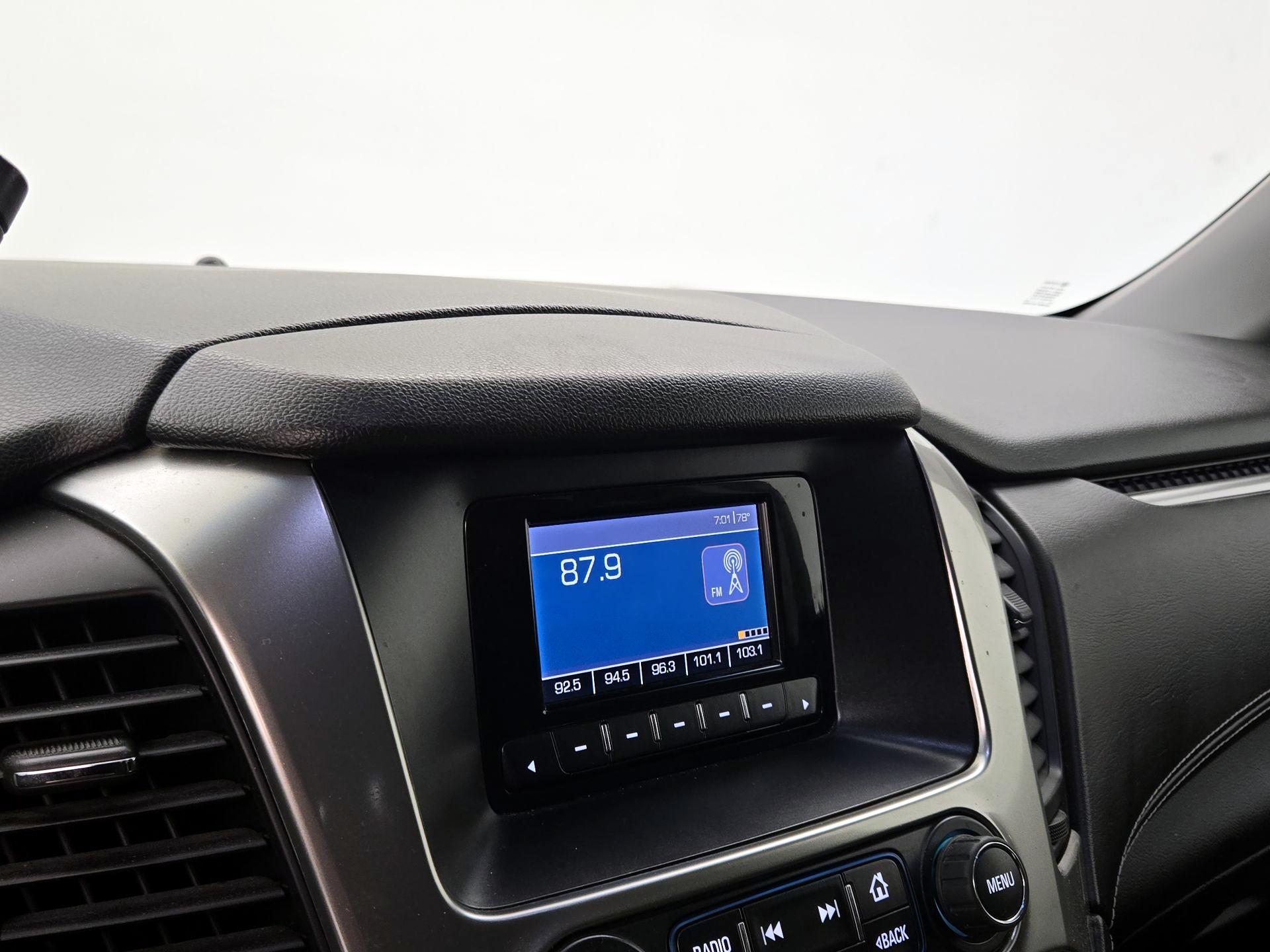 Thumbnail: 2015 Chevrolet Tahoe - 15