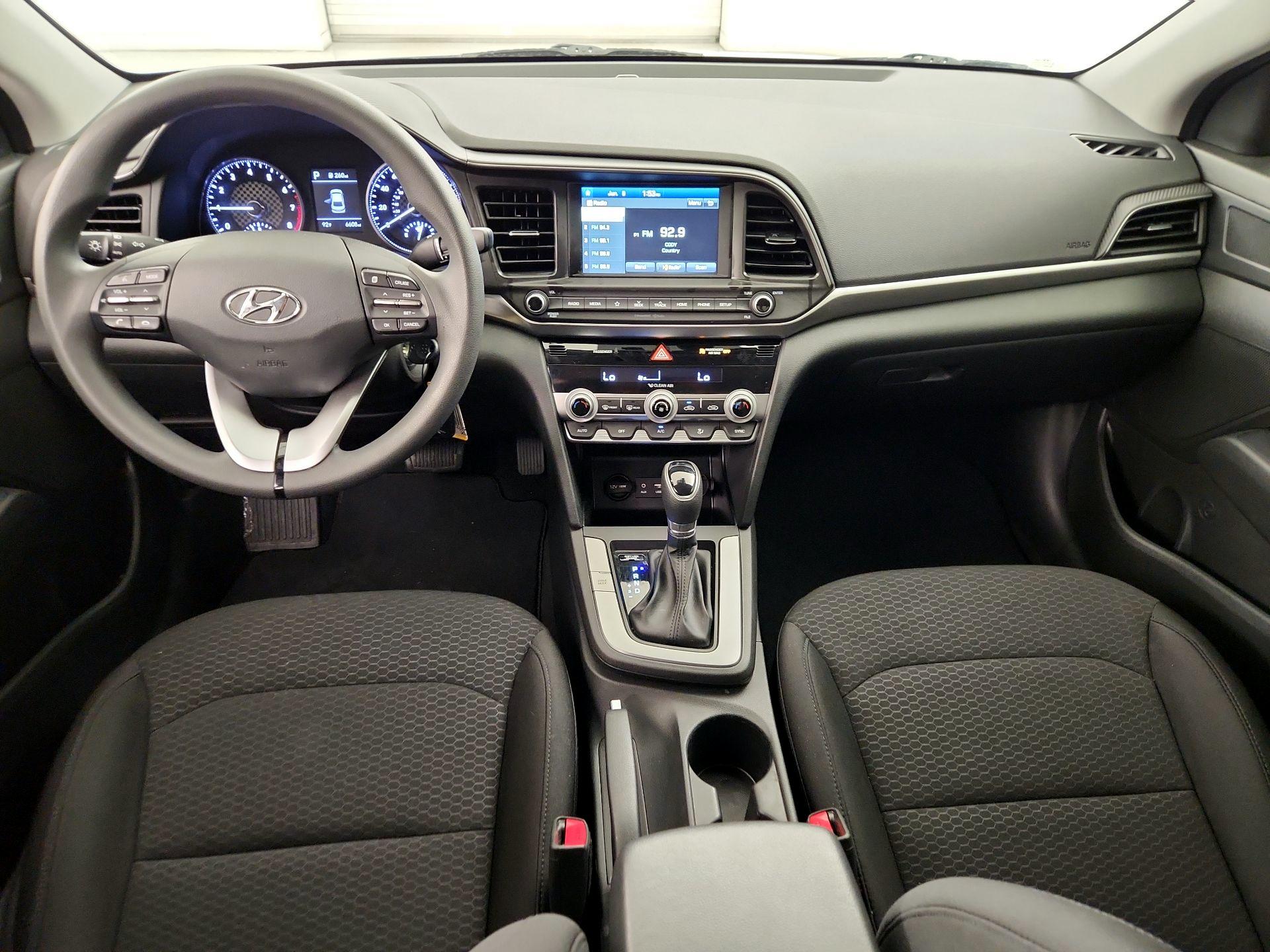 Thumbnail: 2020 Hyundai Elantra - 9