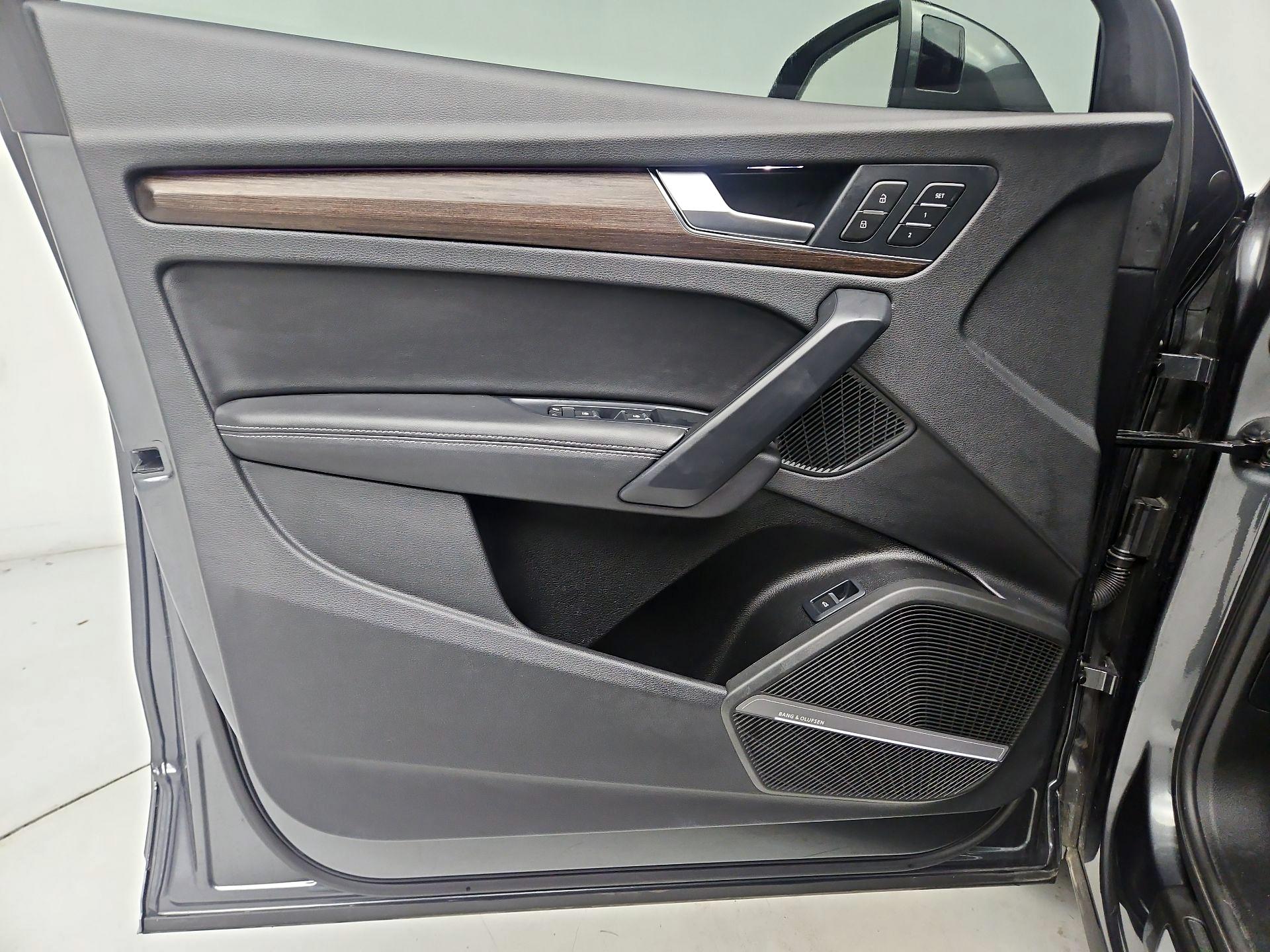 Thumbnail: 2024 Audi Q5 - 12