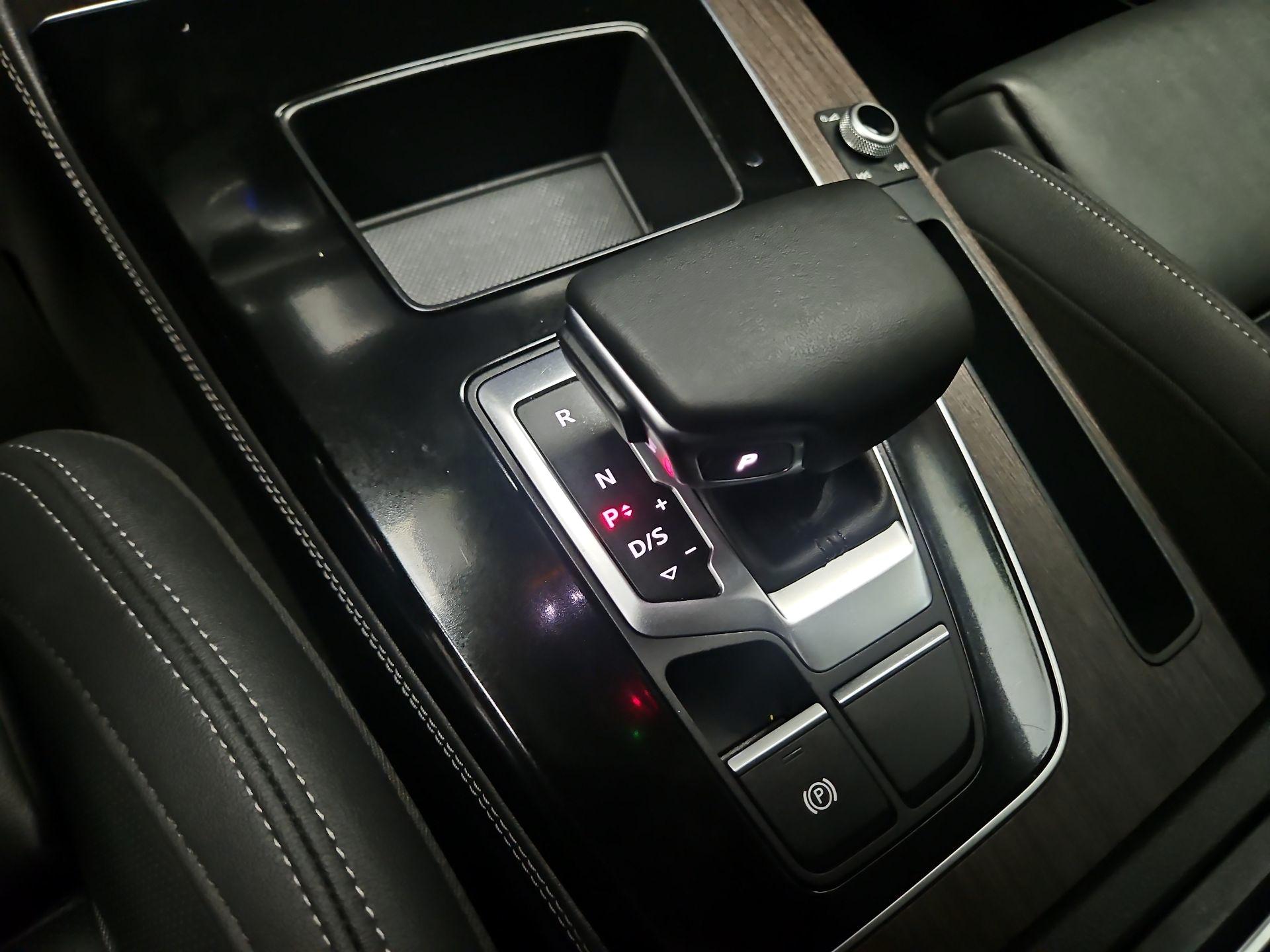 Thumbnail: 2024 Audi Q5 - 18