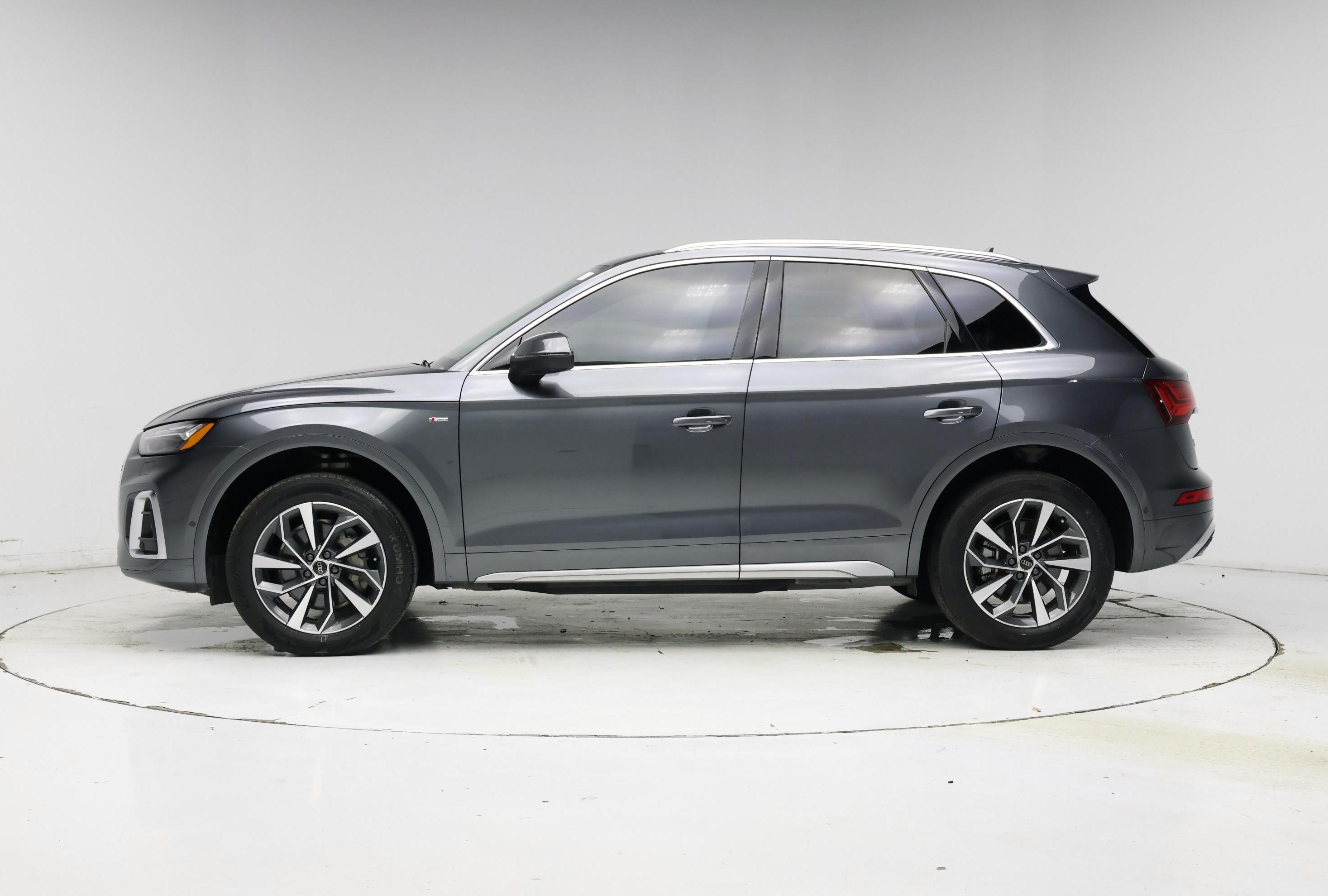 Thumbnail: 2024 Audi Q5 - 3