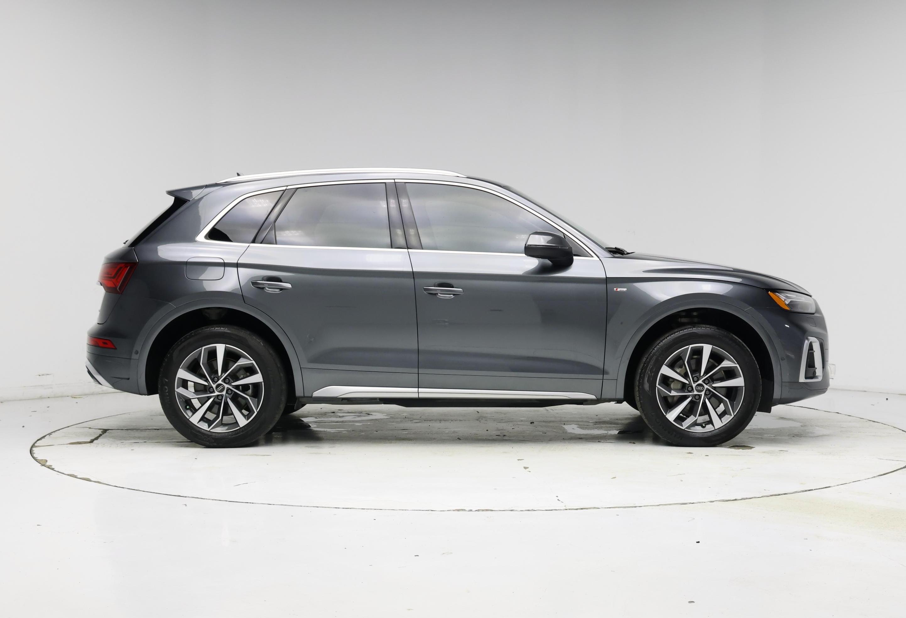 Thumbnail: 2024 Audi Q5 - 7