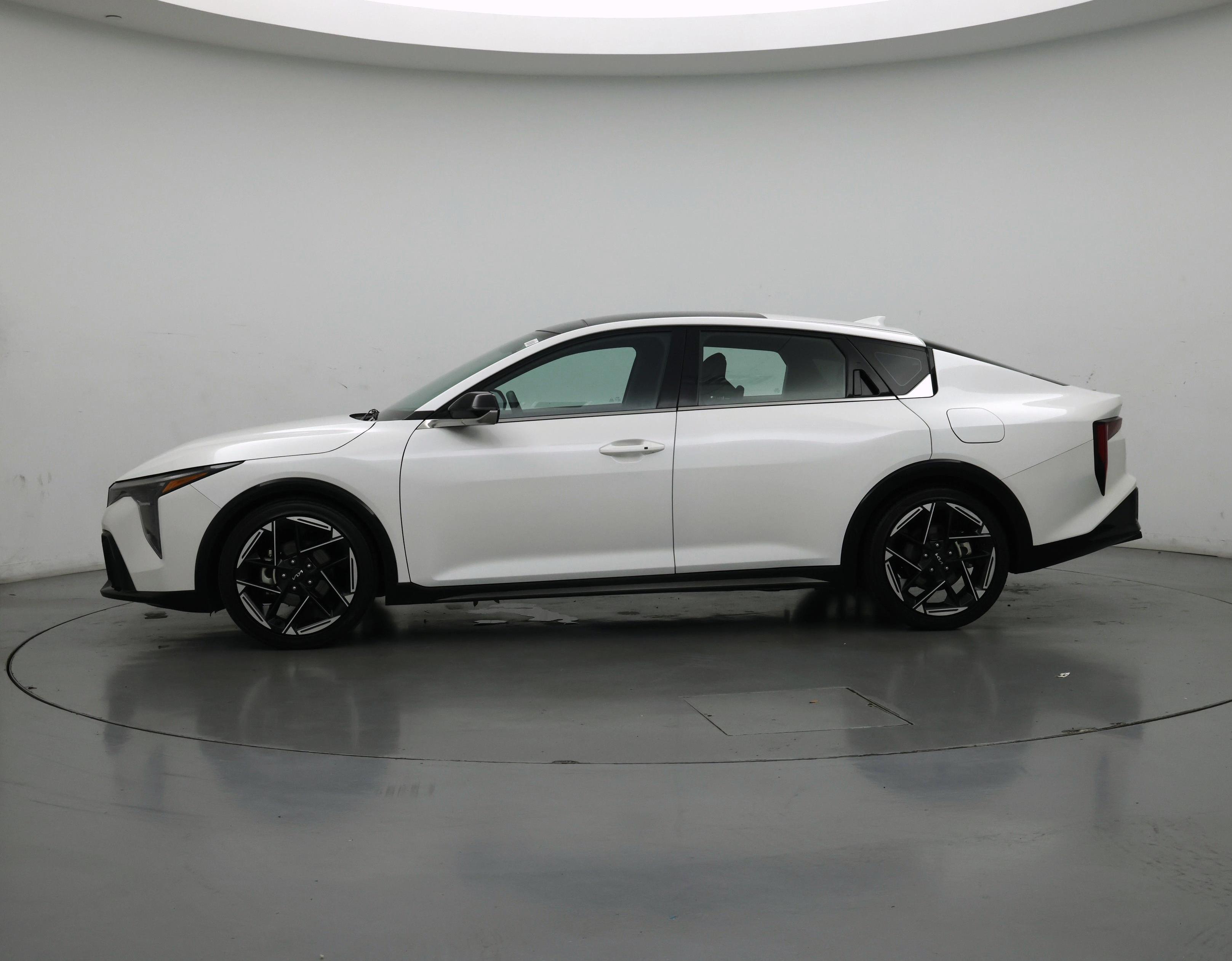 Thumbnail: 2025 Kia K4 - 3
