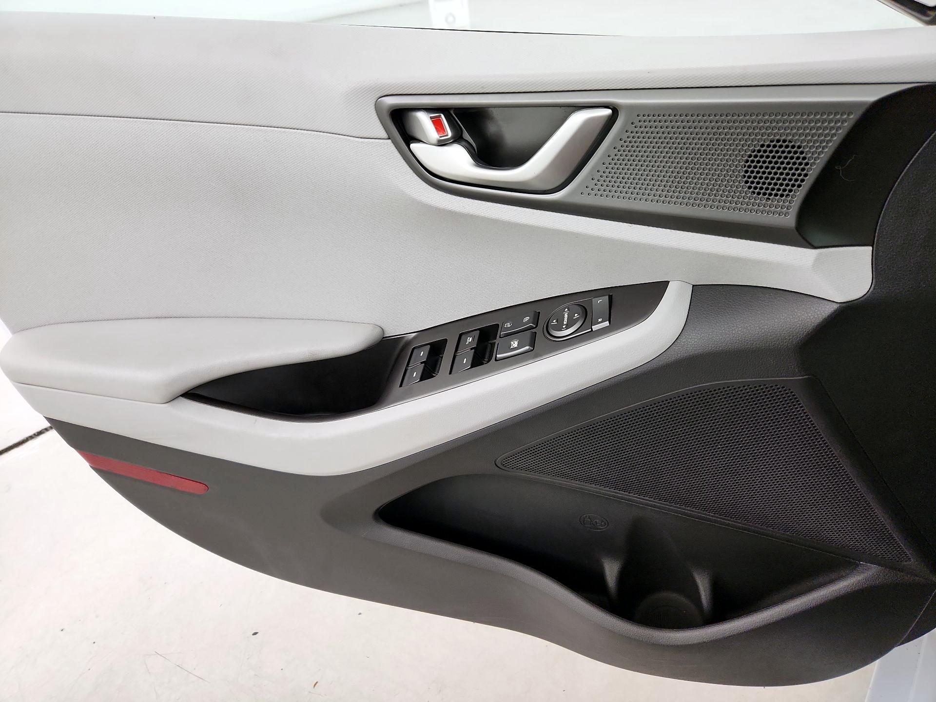 Thumbnail: 2020 Hyundai Ioniq - 12